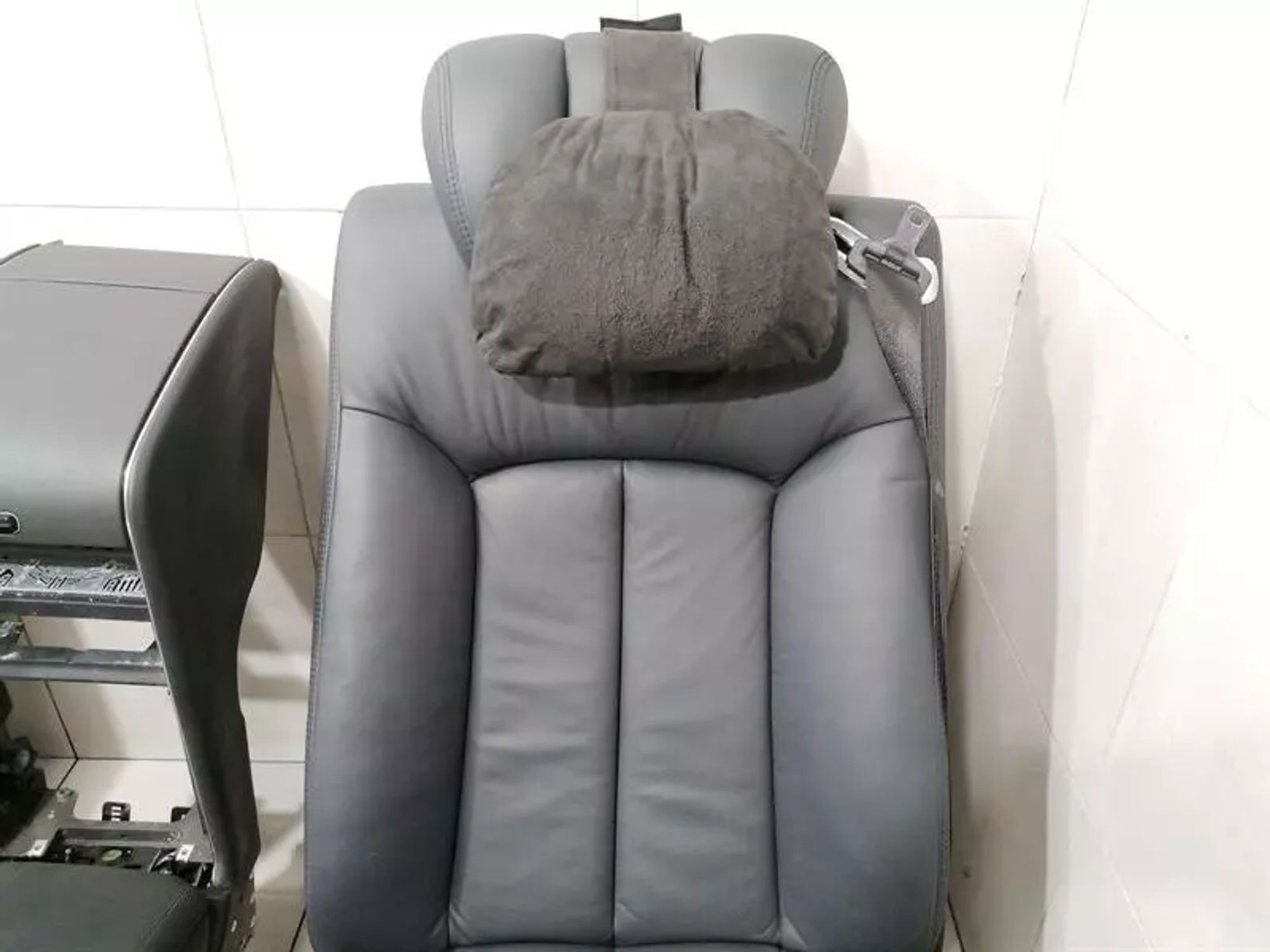 https://ycs.partsauto.market/partsauto-images/thmbs/h353NjtZg3VDP19b5HMt7LlpbQ93/3a752ec151b39b2107781674c6644730/d3080eea3858c7fbfc5e0bf22e6c5831.jpg