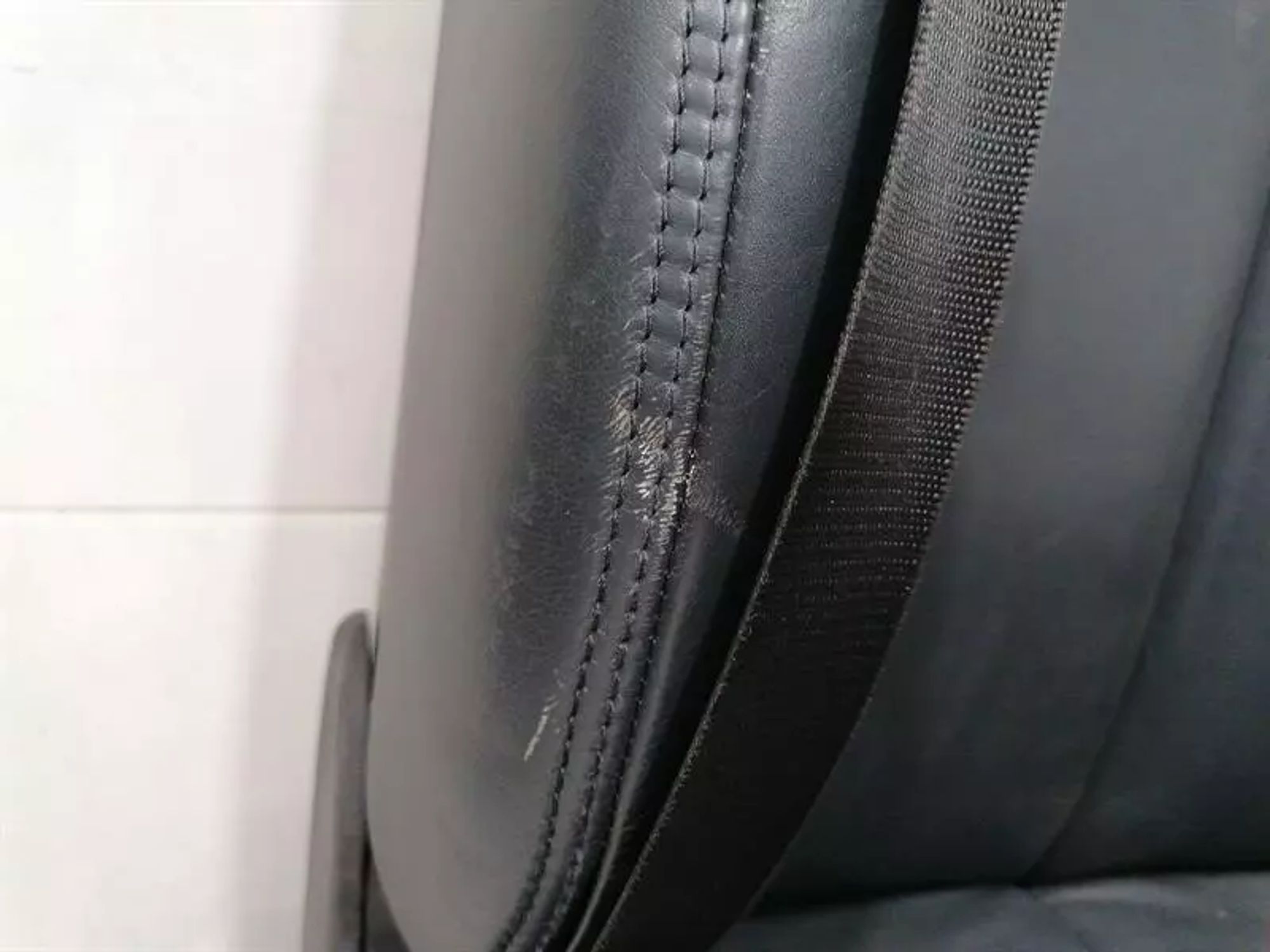 https://ycs.partsauto.market/partsauto-images/thmbs/h353NjtZg3VDP19b5HMt7LlpbQ93/3a752ec151b39b2107781674c6644730/dd2fbac8e61332bc4cc645c28d6abfe5.jpg