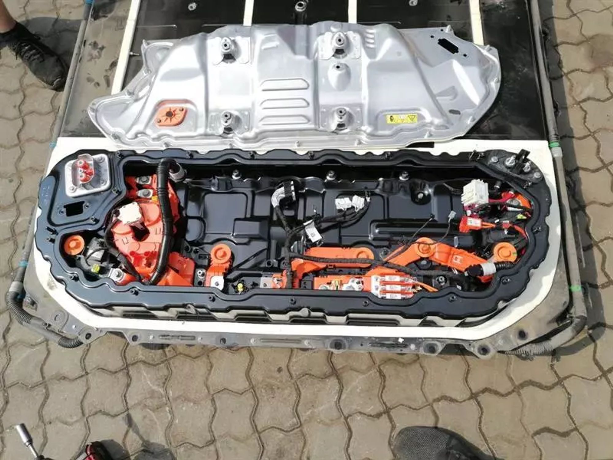 TESLA MODEL 3 STANDARD RANGE АККУМУЛЯТОРНАЯ БАТАРЕЯ, 1100000 рублей, Москва