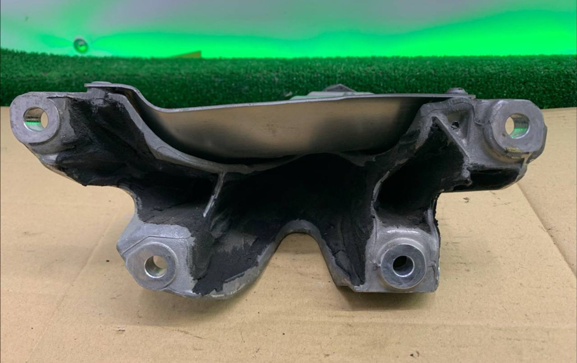 Кронштейн двигателя правый BMW X5 F15, 3000 рублей, Москва