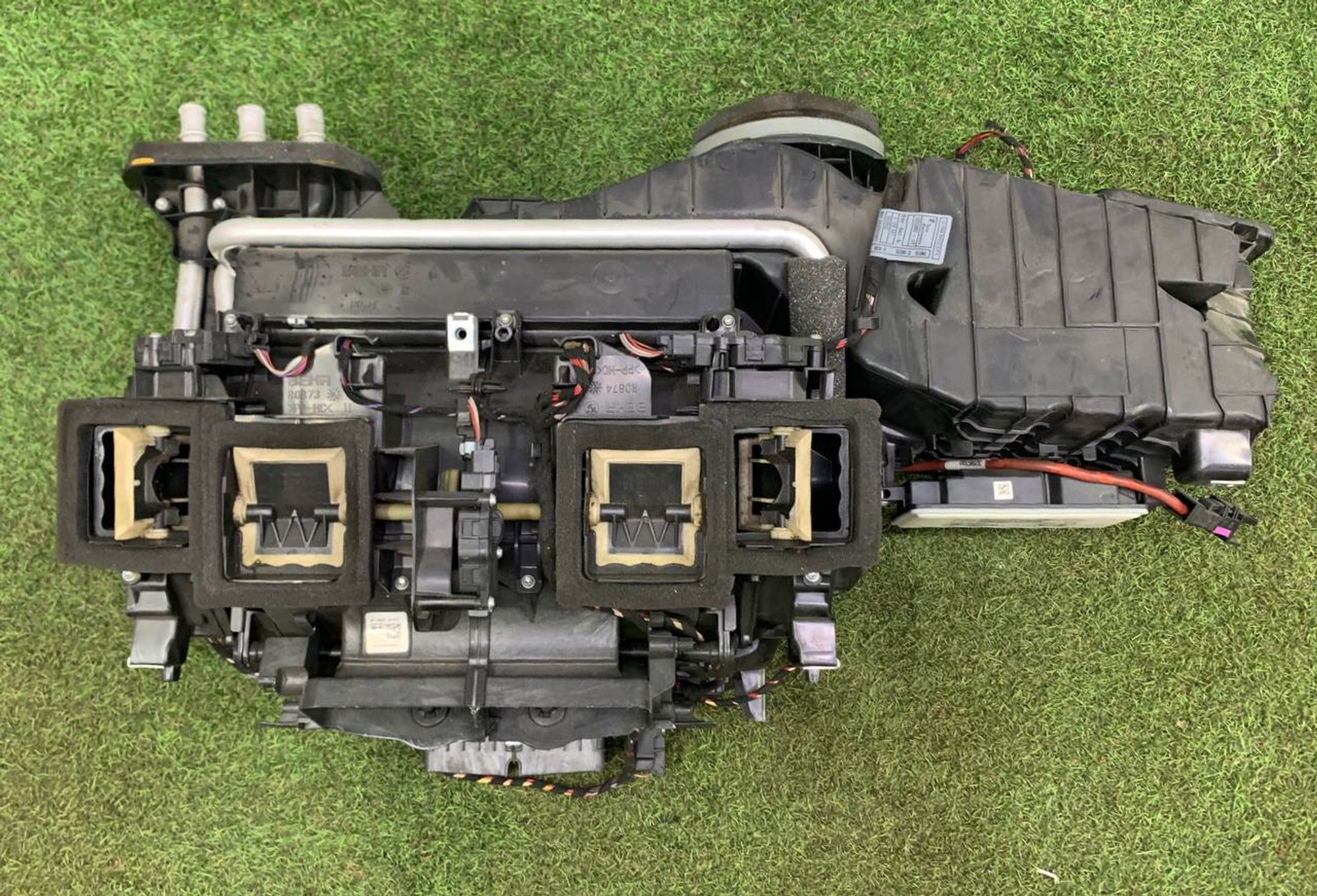 https://ycs.partsauto.market/partsauto-images/thmbs/h353NjtZg3VDP19b5HMt7LlpbQ93/3cb031d61cb7ecf854b7e87e77f75fb6/325835da442d639557760ff2a76cde91.jpg