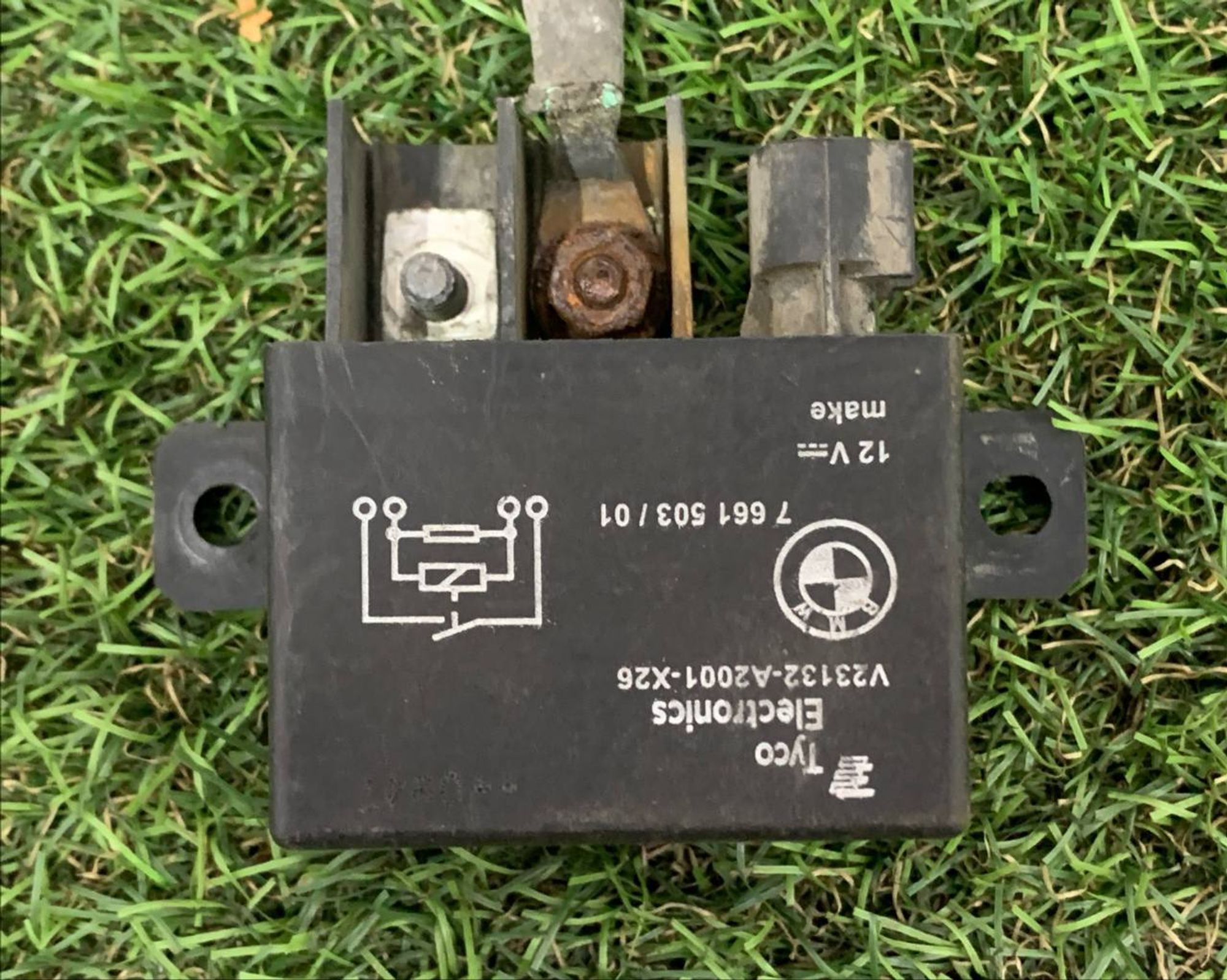 Реле вентилятора BMW F10 F30 F01 E70 E71 E90, 2000 рублей, Москва