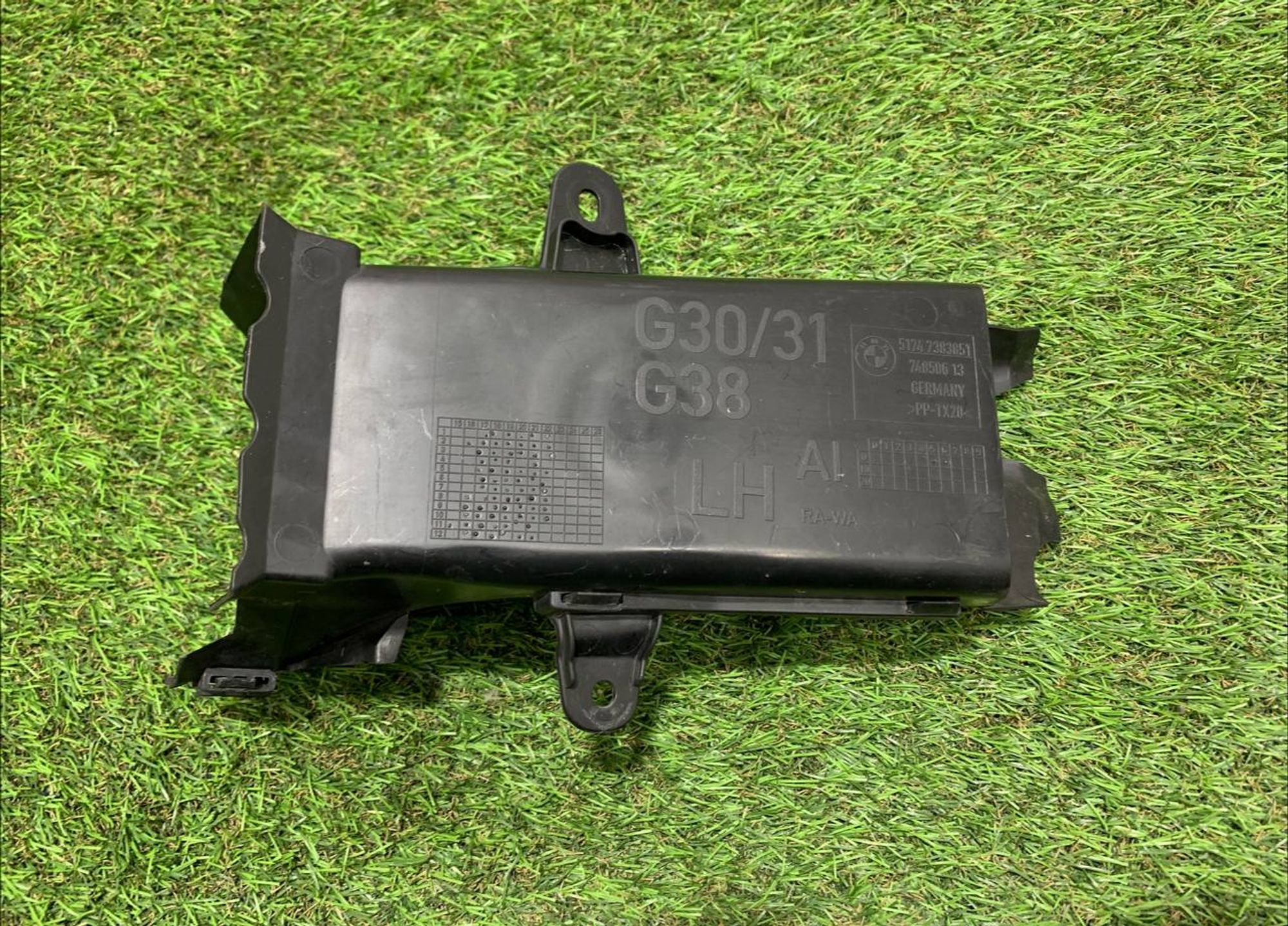 https://ycs.partsauto.market/partsauto-images/thmbs/h353NjtZg3VDP19b5HMt7LlpbQ93/3f21be5227a31eea0eb8ef2264f30dec/114ba240ef06d4984e2c8b6f5abd037c.jpg