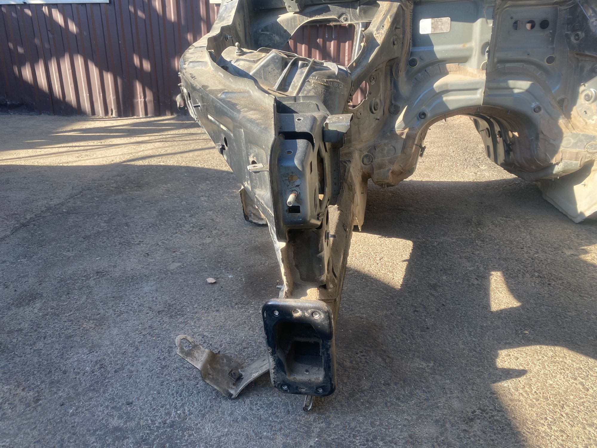 https://ycs.partsauto.market/partsauto-images/thmbs/h353NjtZg3VDP19b5HMt7LlpbQ93/3f550e1b61148f834cbb712645d9a17b/d488c263d4646de3d79d17165e385139.jpg