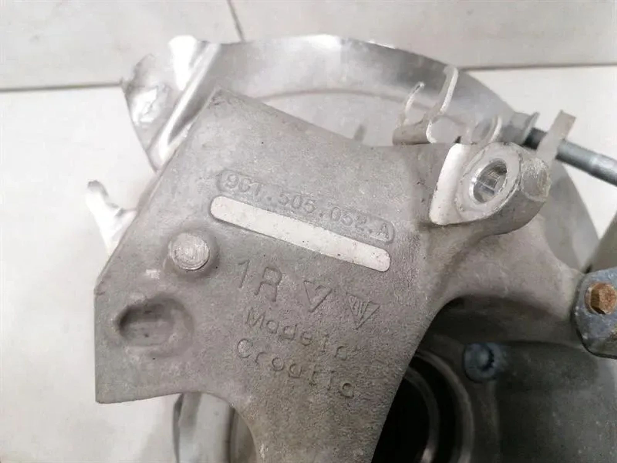 https://ycs.partsauto.market/partsauto-images/thmbs/h353NjtZg3VDP19b5HMt7LlpbQ93/42ff5433f861b6761f2e6fdefea149de/f671271121b1e8fbdd2216ded2497781.jpg