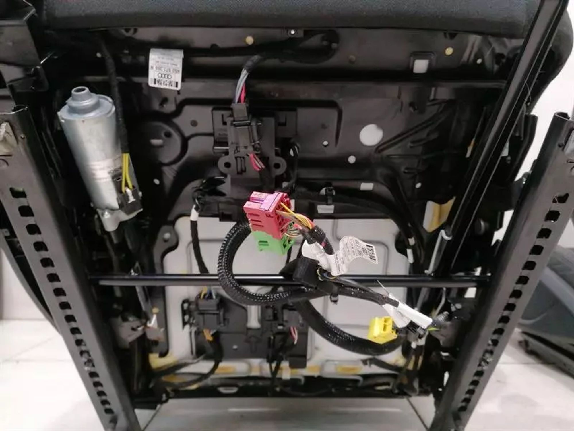 https://ycs.partsauto.market/partsauto-images/thmbs/h353NjtZg3VDP19b5HMt7LlpbQ93/43e118ea8809559dc3547b401ddbe091/a6e2611b0f5e09abc63a62e7cd485584.jpg
