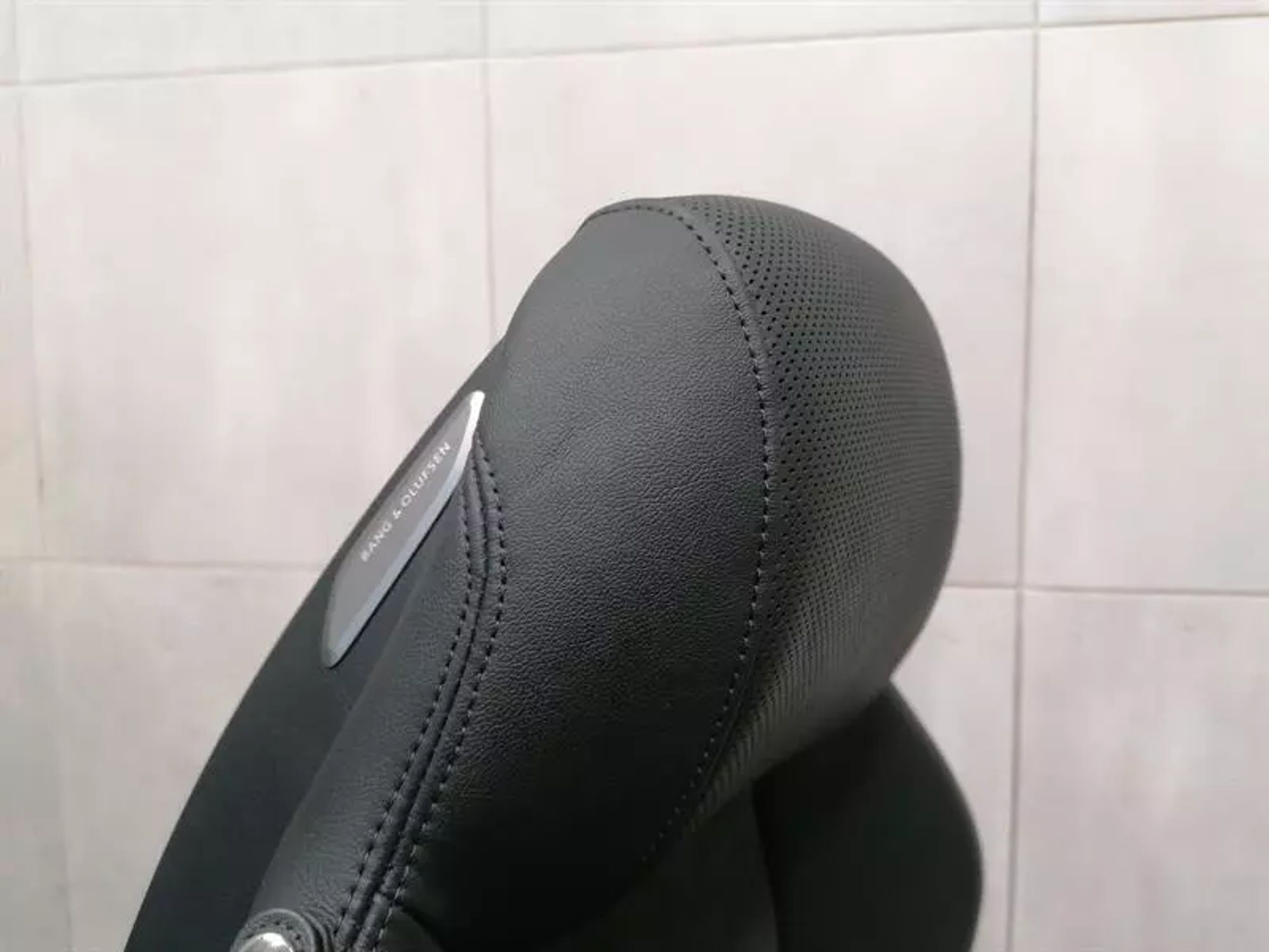 https://ycs.partsauto.market/partsauto-images/thmbs/h353NjtZg3VDP19b5HMt7LlpbQ93/43e118ea8809559dc3547b401ddbe091/e37d4b132d7f1880b2ef1bc2fb9e3c60.jpg