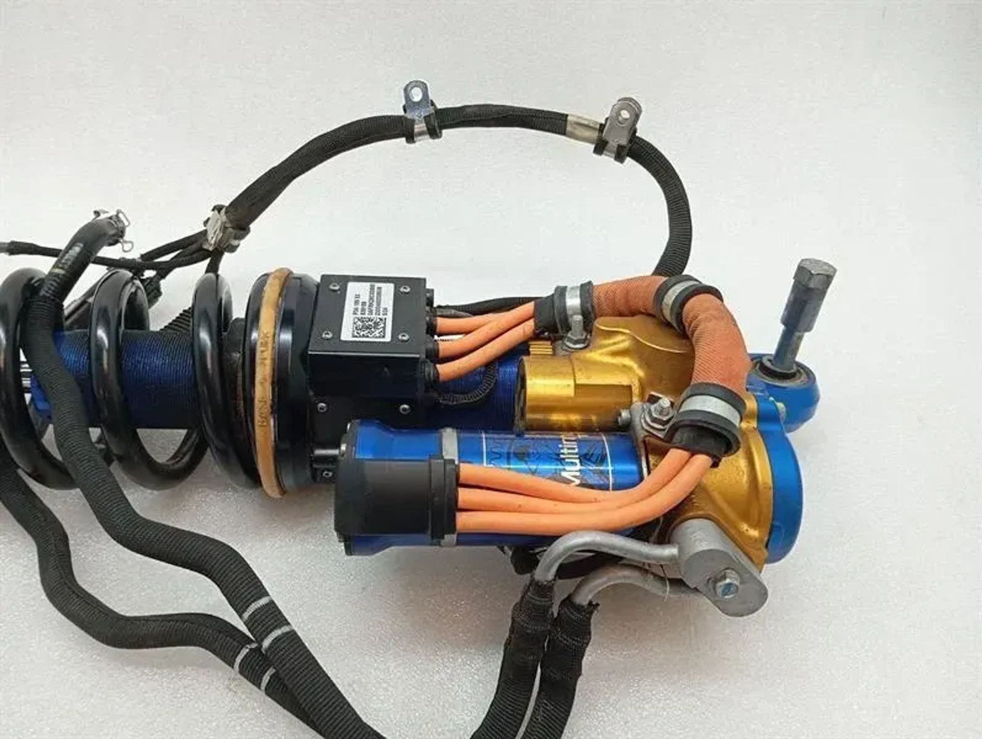 Амортизатор задний правый Ferrari Purosangue F175, 1250000 рублей, Москва