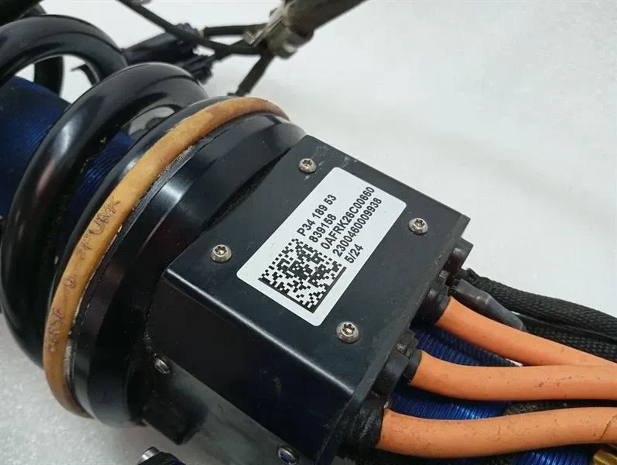 Амортизатор задний правый Ferrari Purosangue F175, 1250000 рублей, Москва