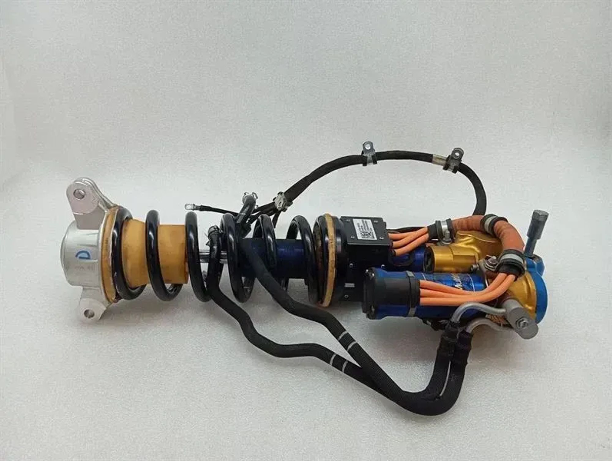 Амортизатор задний правый Ferrari Purosangue F175, 1250000 рублей, Москва