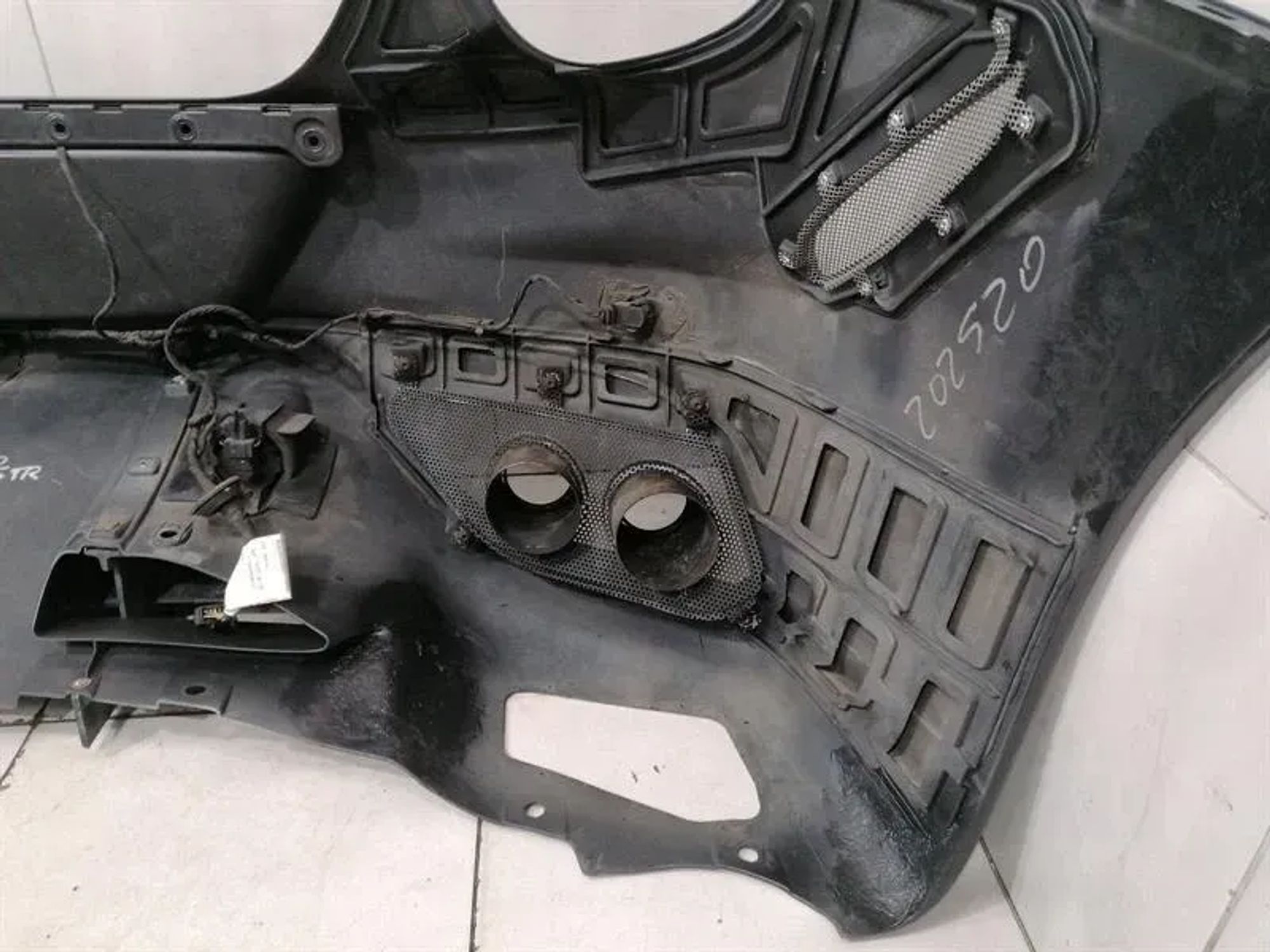 https://ycs.partsauto.market/partsauto-images/thmbs/h353NjtZg3VDP19b5HMt7LlpbQ93/4893d4125981d8505ad25cff6db6aa02/10bcc0303844ab846554a7b39e987acb.jpg