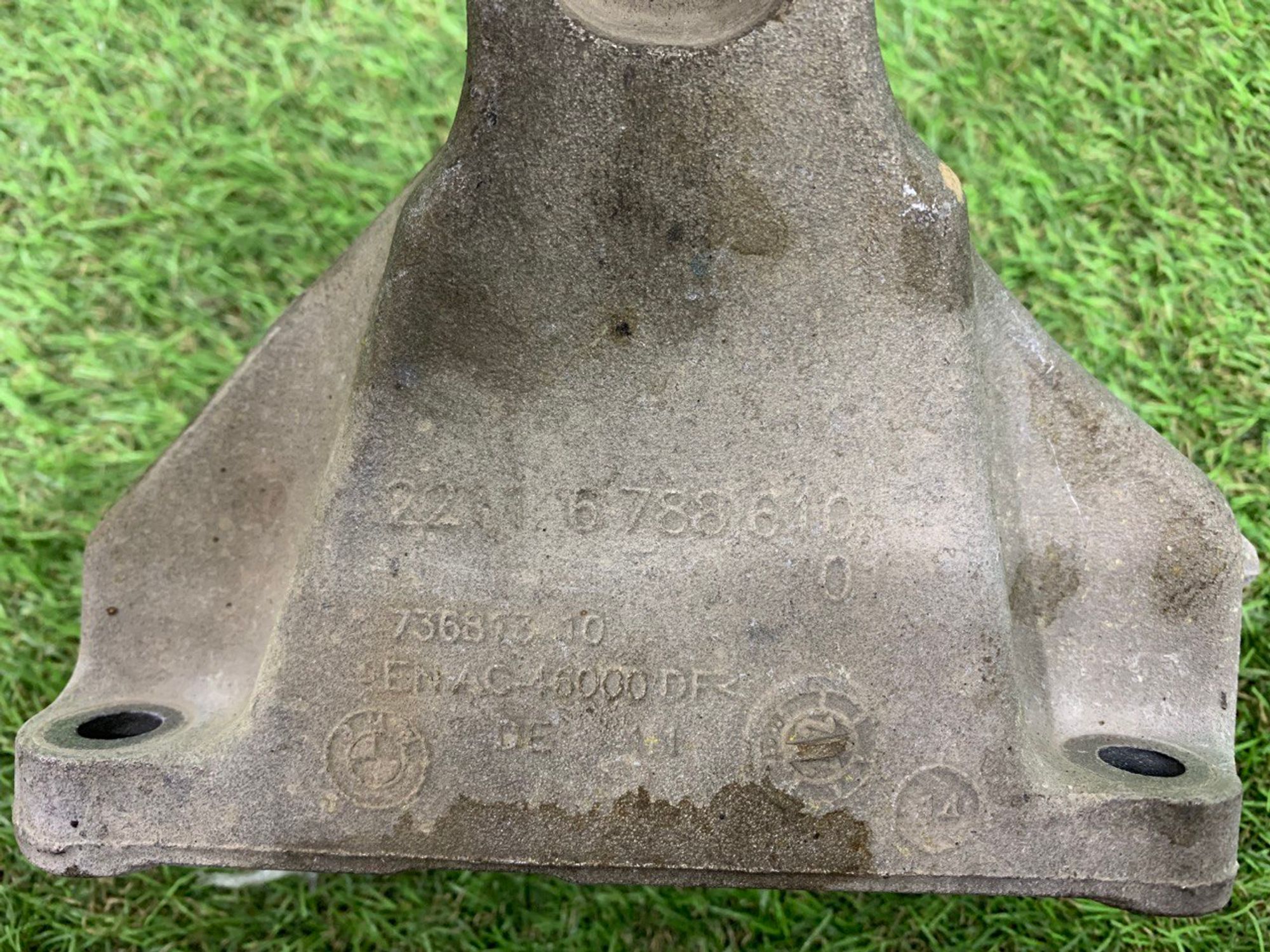 Кронштейн двигателя правый Bmw N20 F30 F36, 1500 рублей, Москва