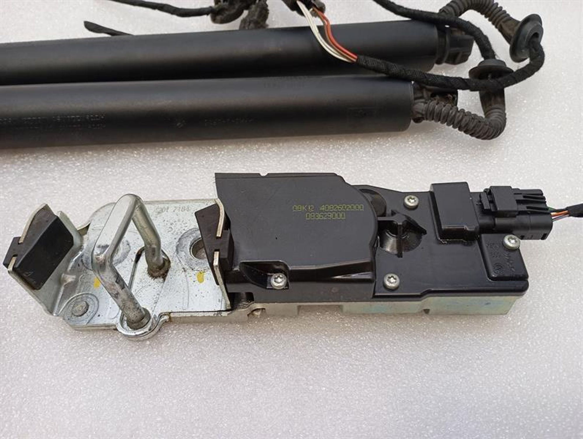 Электропривод крышки багажника Ferrari FF F151, 330000 рублей, Москва