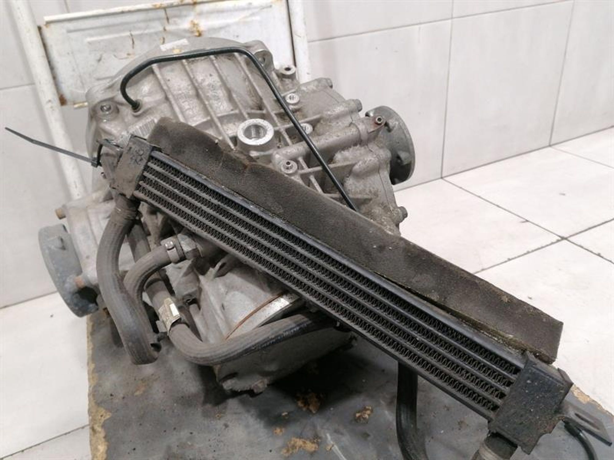 Задний дифференциал Aston Martin DB9 Volante, 640000 рублей, Москва