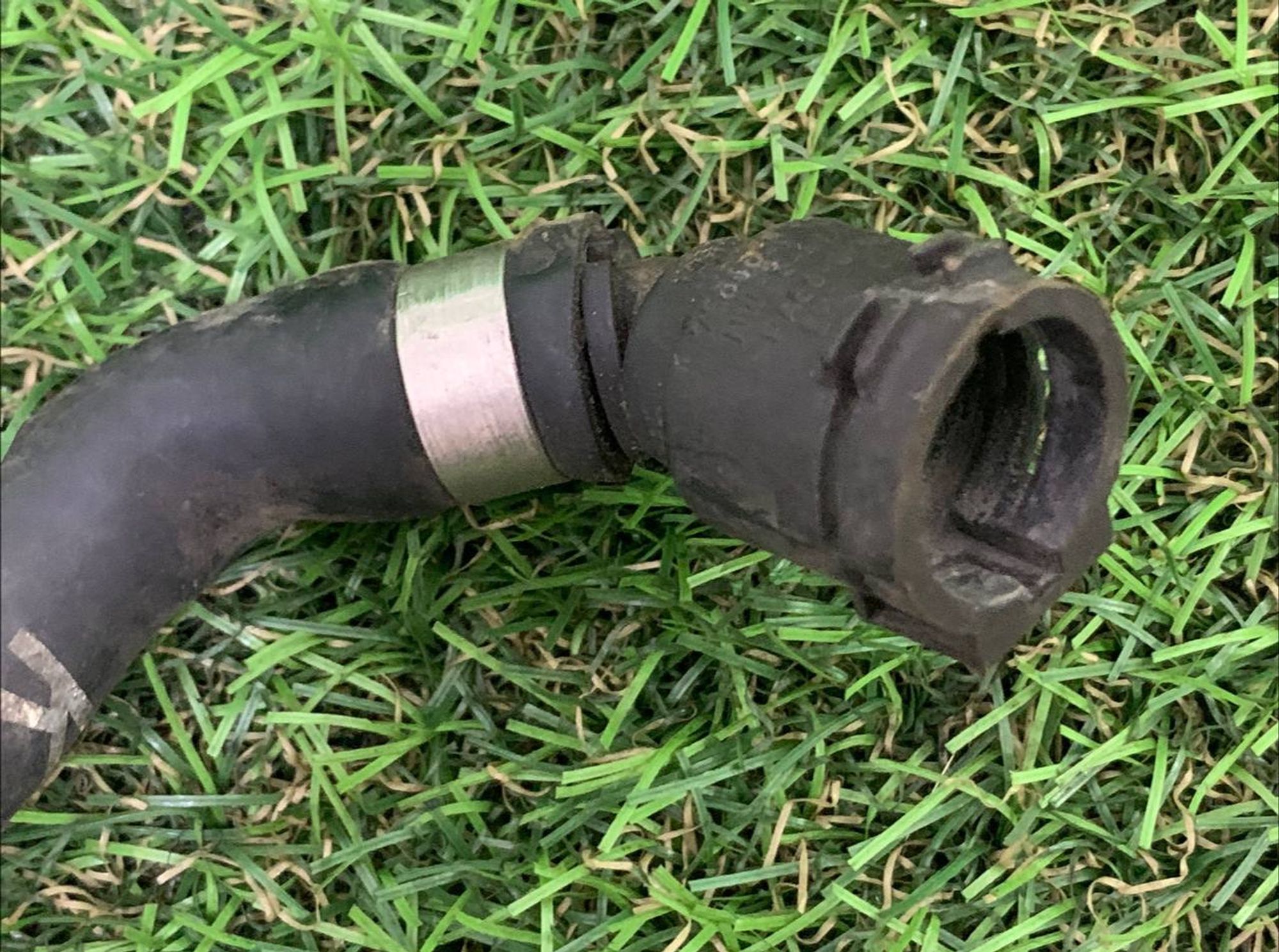 https://ycs.partsauto.market/partsauto-images/thmbs/h353NjtZg3VDP19b5HMt7LlpbQ93/4b6621212fb3bbf59e2b1c13a9d16d6b/feb71627c030485c72e54027af7ec5a5.jpg