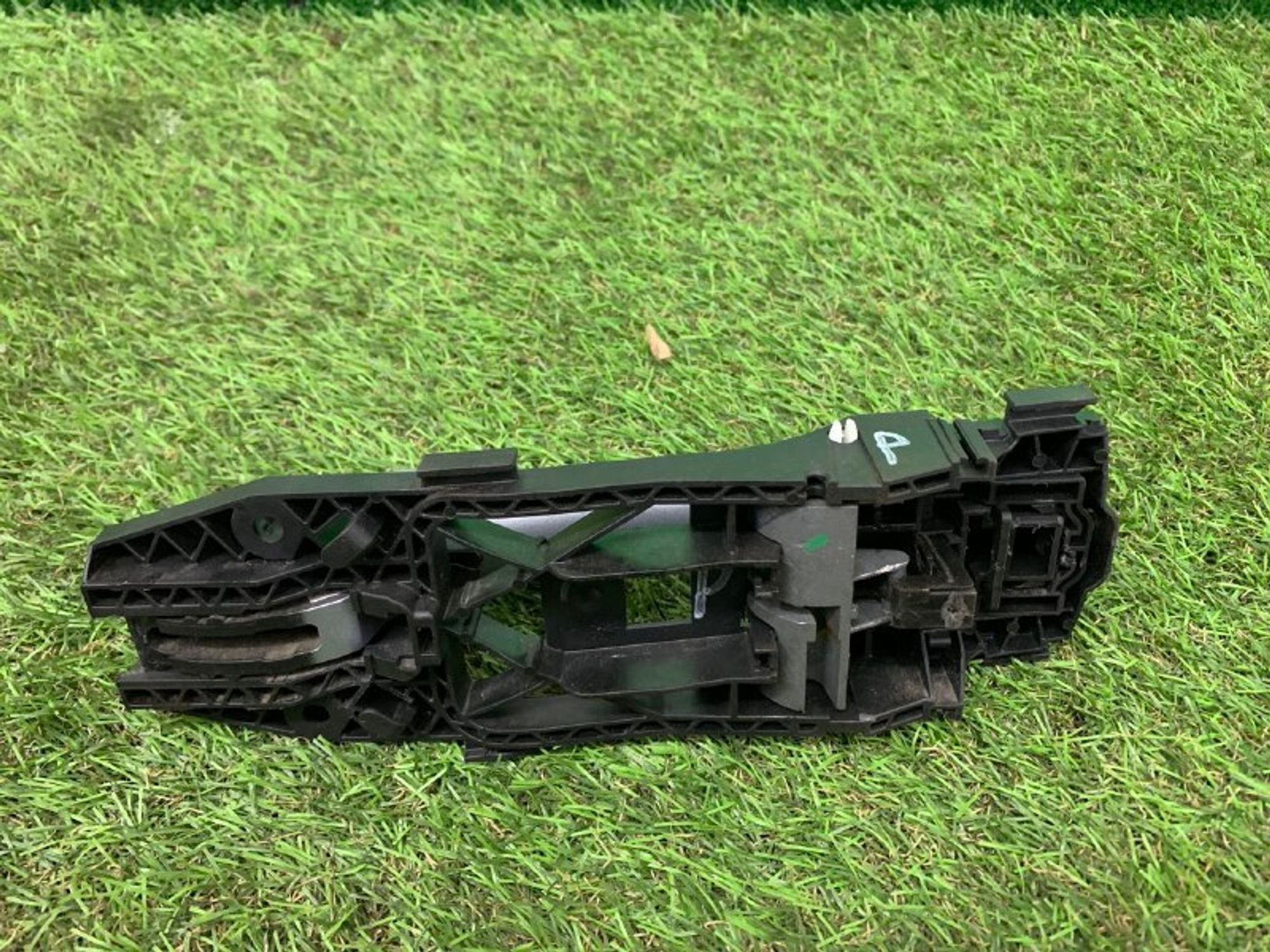 Кронштейн ручки двери Porsche Cayenne 2 958, 5000 рублей, Москва