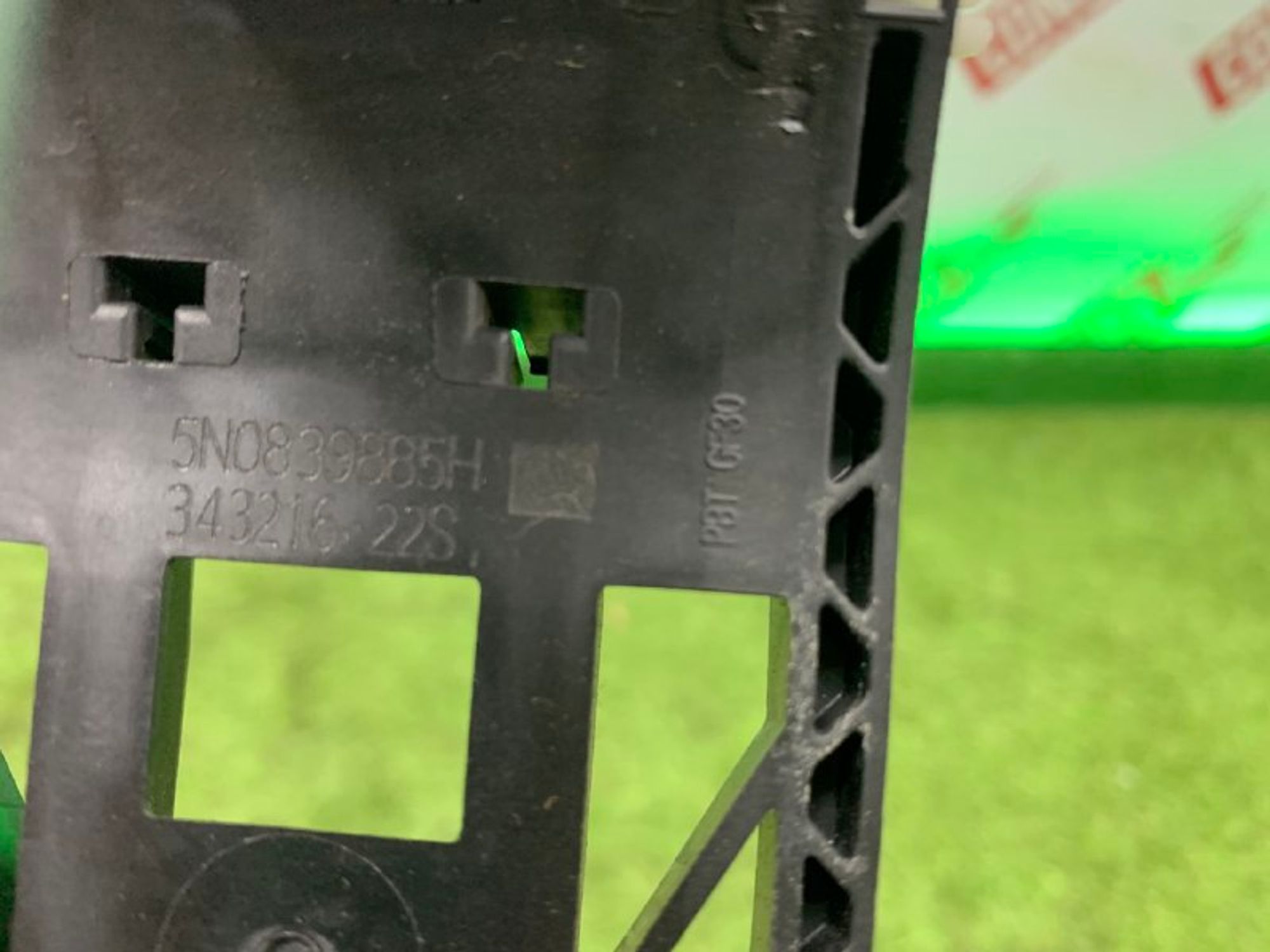 Кронштейн ручки двери Porsche Cayenne 2 958, 5000 рублей, Москва