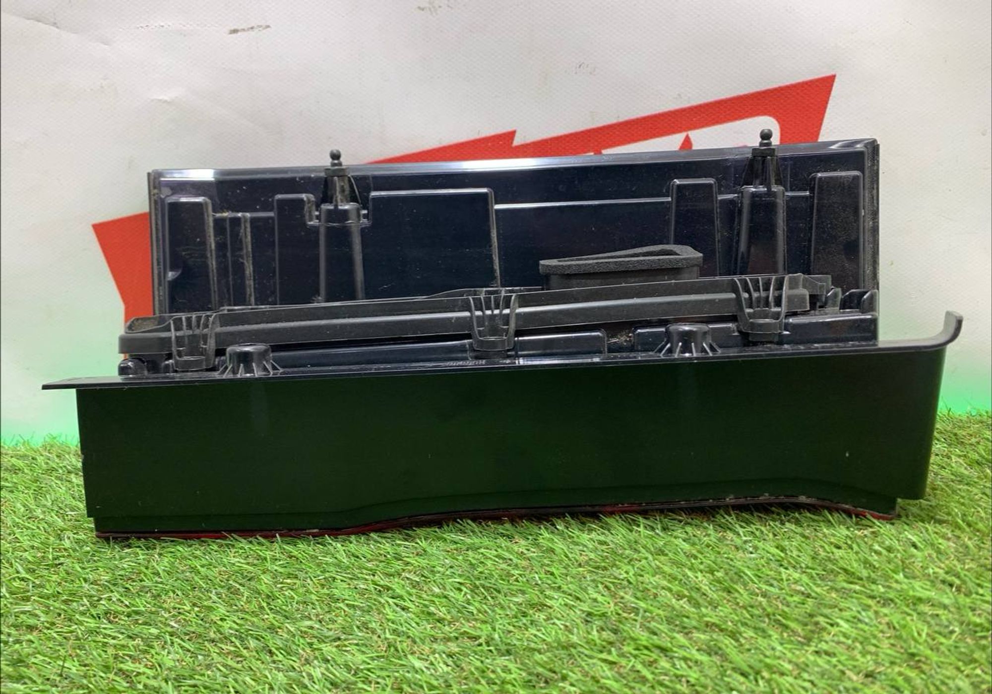 https://ycs.partsauto.market/partsauto-images/thmbs/h353NjtZg3VDP19b5HMt7LlpbQ93/4fda9e3f41f28f8567aa46e476d7d796/f310f56cc04fce878d8f7c932e76047f.jpg
