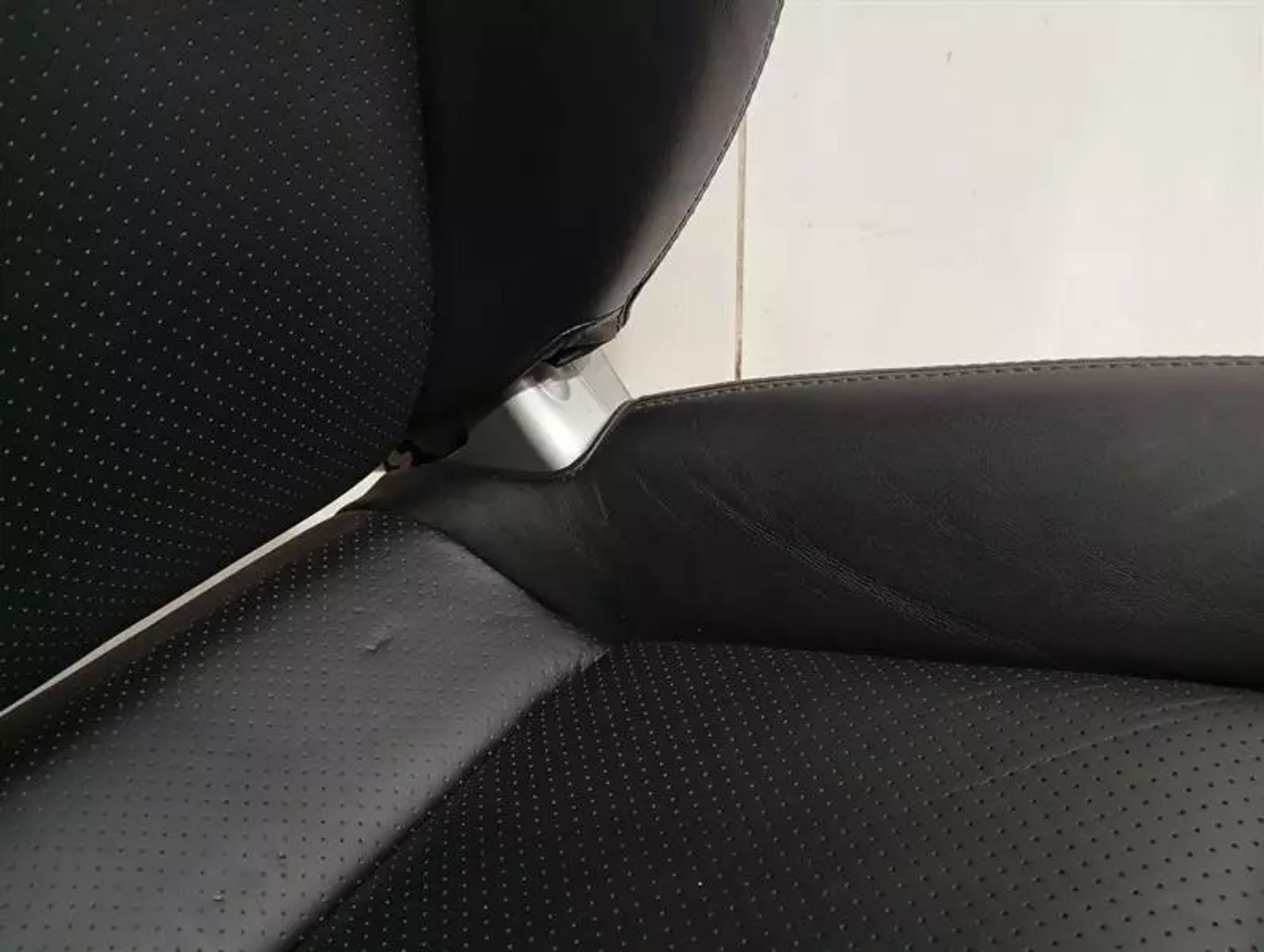 https://ycs.partsauto.market/partsauto-images/thmbs/h353NjtZg3VDP19b5HMt7LlpbQ93/50a6b1484c3b858d0b4255259e798a19/5fb77edd0a3be9fe323e66cc1dc0cd3e.jpg