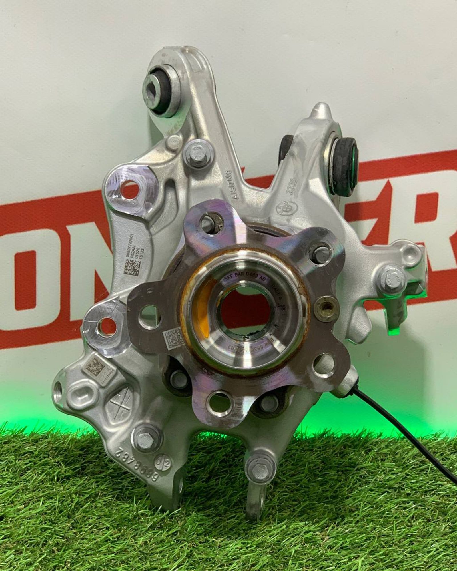 https://ycs.partsauto.market/partsauto-images/thmbs/h353NjtZg3VDP19b5HMt7LlpbQ93/50fa5af34dfec1df3015447b05e31c84/303625bd96f7198a7ce71d4c9a747589.jpg