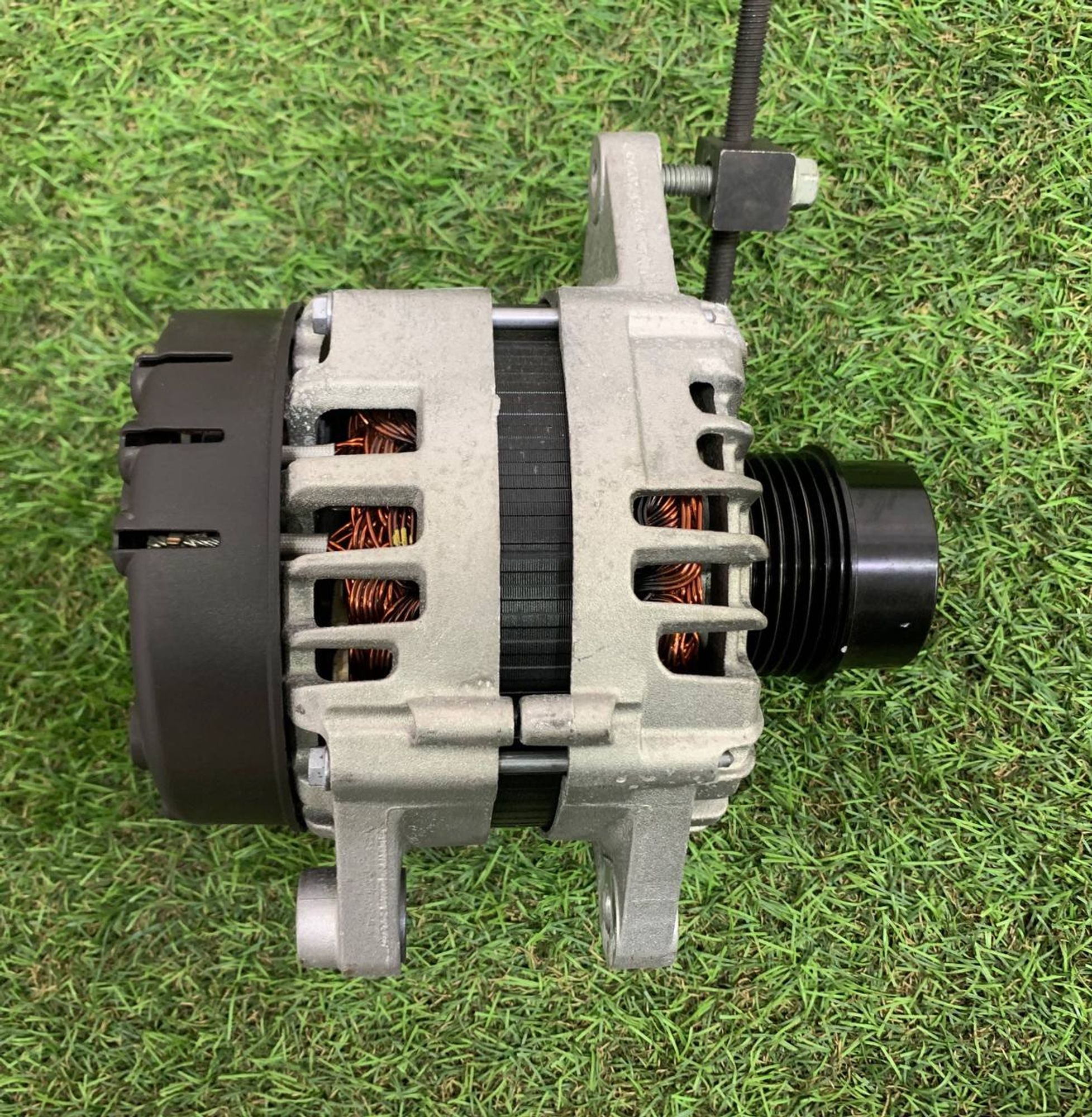 https://ycs.partsauto.market/partsauto-images/thmbs/h353NjtZg3VDP19b5HMt7LlpbQ93/526255b49c39674c8c1a7165aeaf1533/25df1c42f45e1d6f862b13e76dbc8f74.jpg