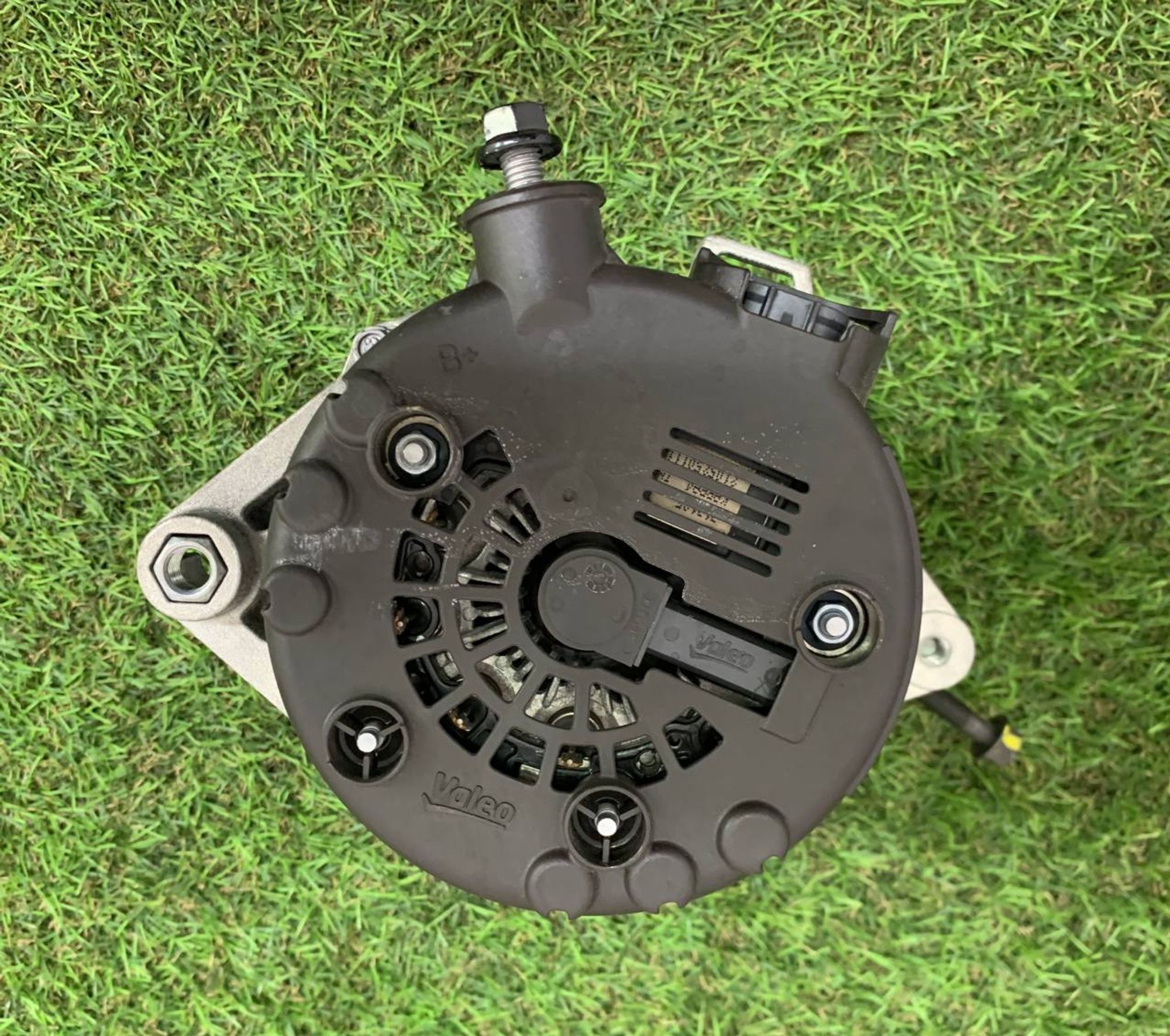 https://ycs.partsauto.market/partsauto-images/thmbs/h353NjtZg3VDP19b5HMt7LlpbQ93/526255b49c39674c8c1a7165aeaf1533/c64670a27d79508572d3b0ed03ef3e92.jpg