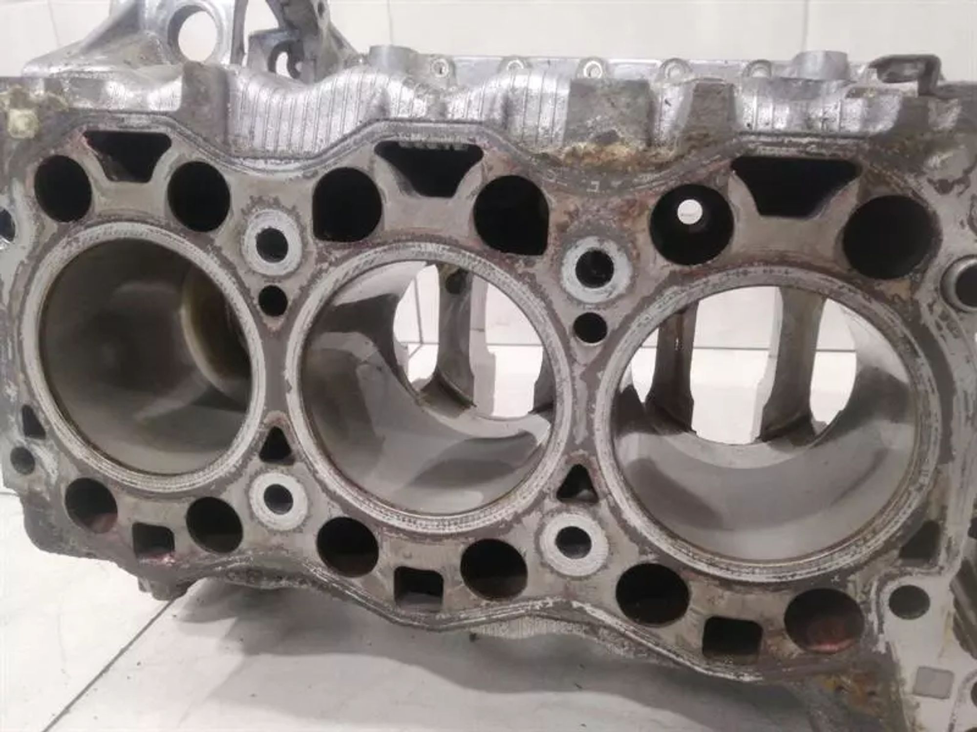 https://ycs.partsauto.market/partsauto-images/thmbs/h353NjtZg3VDP19b5HMt7LlpbQ93/52c269bb7a72d90e396a42e241892a2b/2b8b1d31b3a8104d4c37fd61d16b5466.jpg