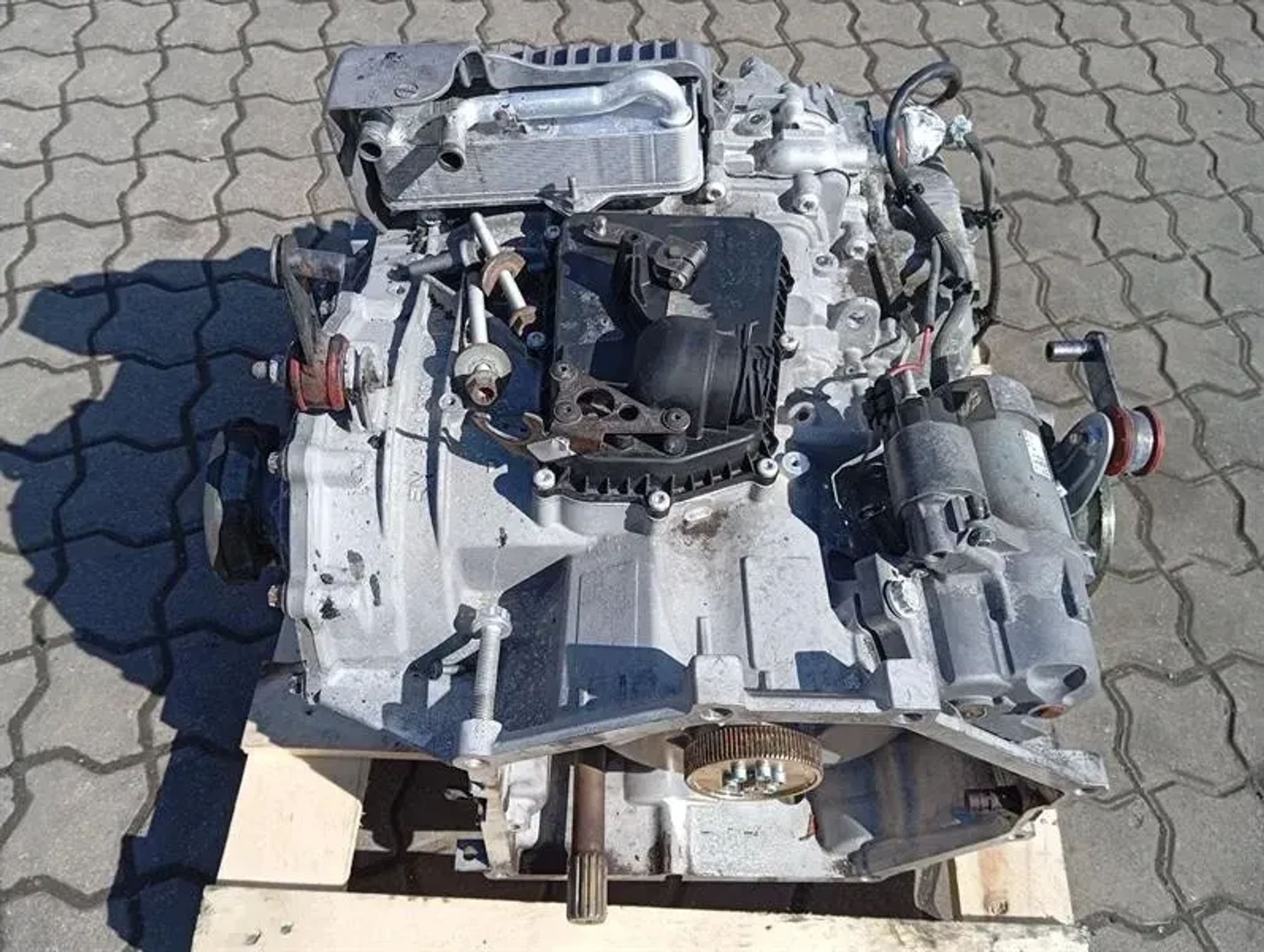 https://ycs.partsauto.market/partsauto-images/thmbs/h353NjtZg3VDP19b5HMt7LlpbQ93/52d88711344a5064d40397439a5b39a3/f6a13b8ae4af46e8f80ec02ba9d955ee.jpg