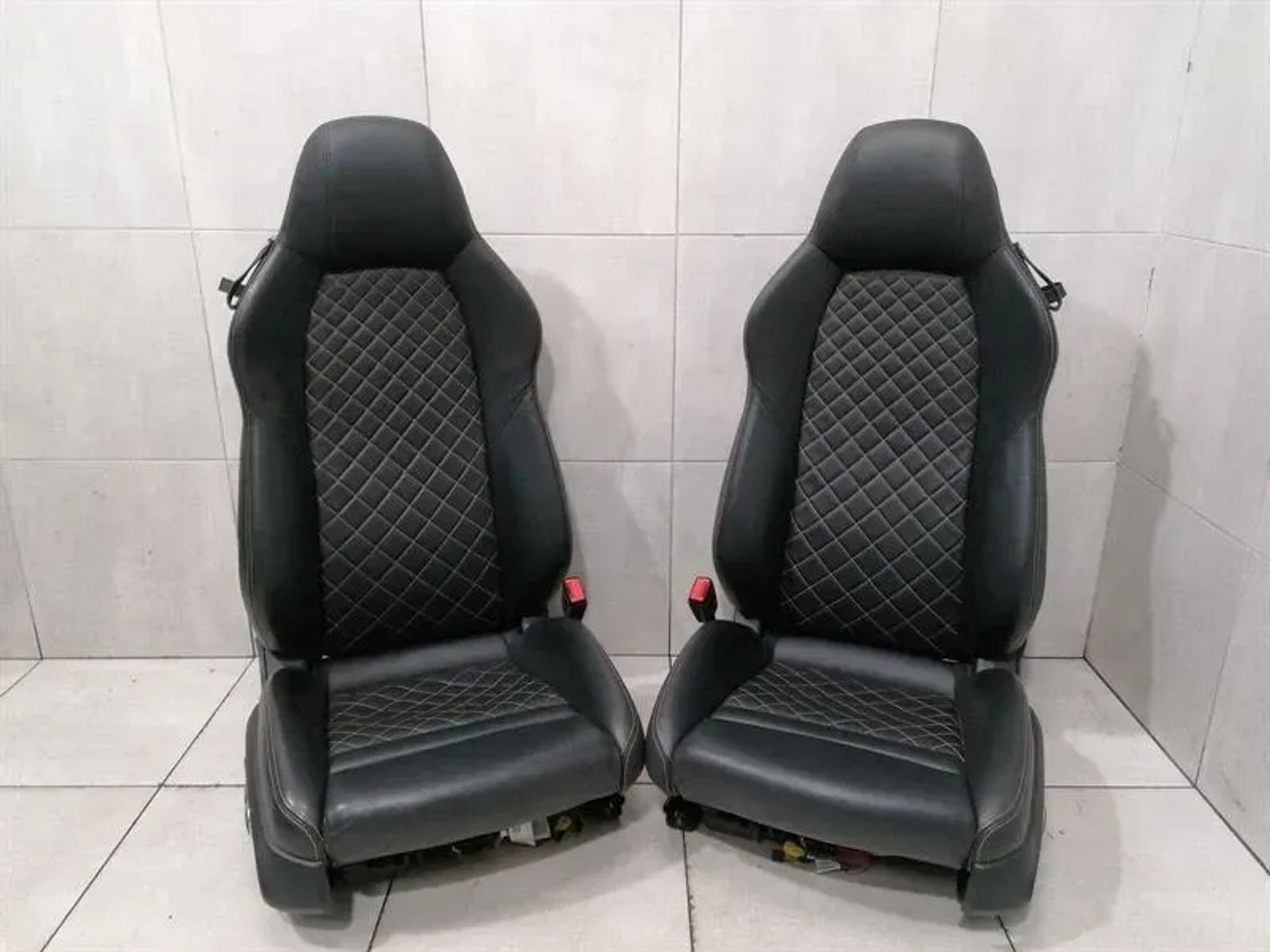 Салон в сборе 18-позиционные сиденья AUDI R8 4S, 550000 рублей, Москва