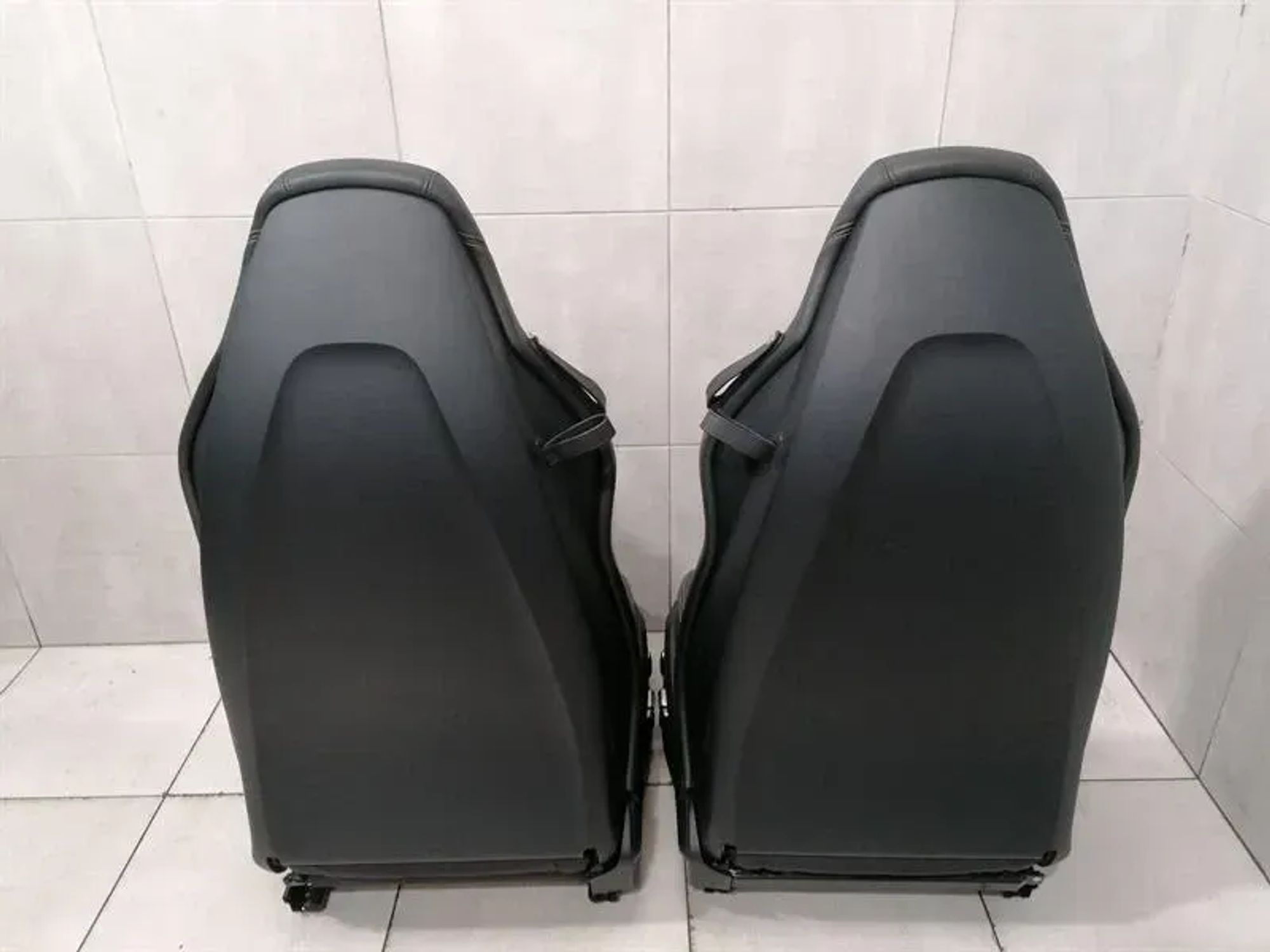 https://ycs.partsauto.market/partsauto-images/thmbs/h353NjtZg3VDP19b5HMt7LlpbQ93/53dfe44443e4acce7f8caad6edfaa4e6/c4d3d0beb75127b87204248d48b18a69.jpg