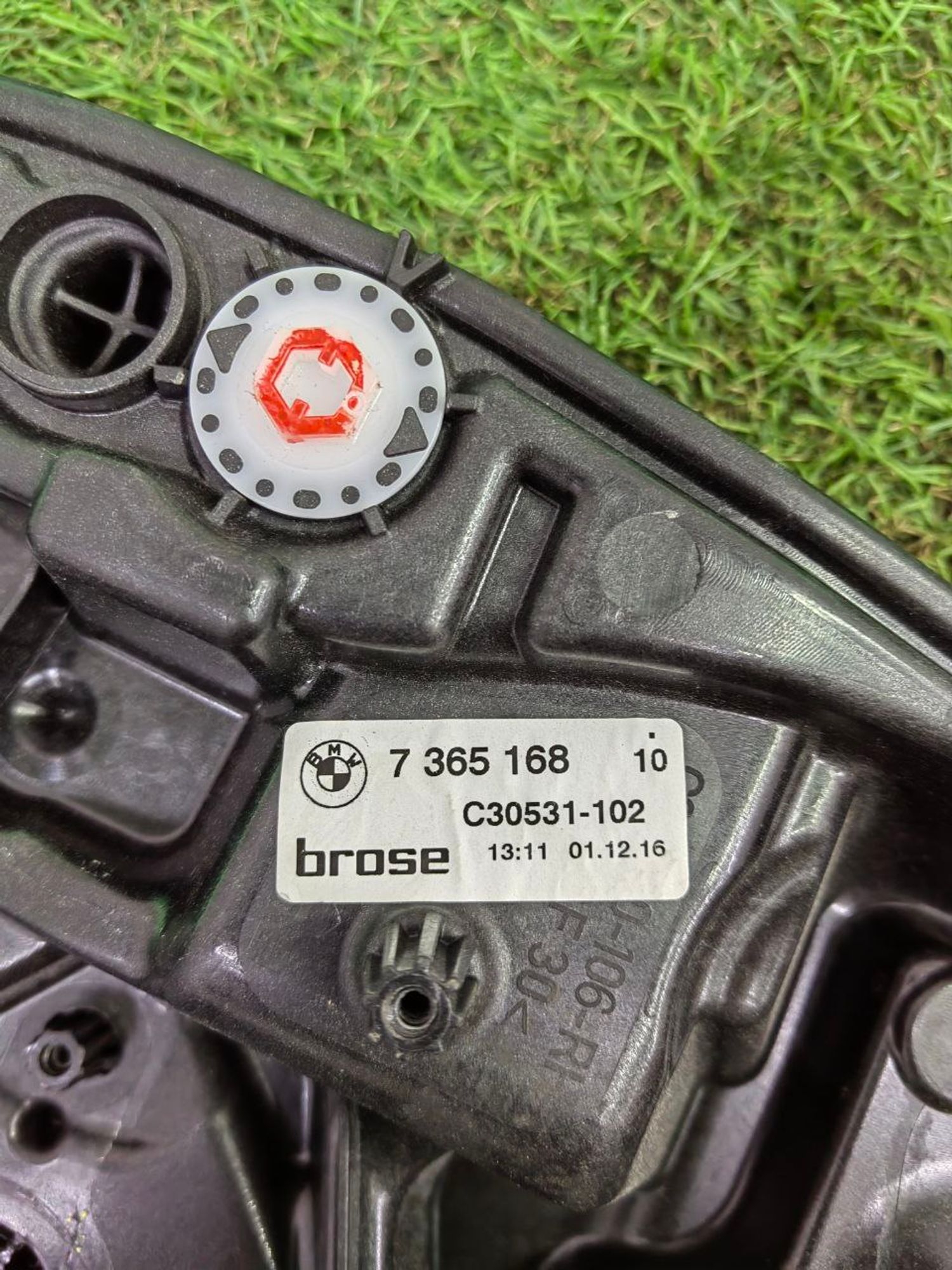 Стеклоподъемник задней правой двери BMW 5 G30, 2000 рублей, Москва