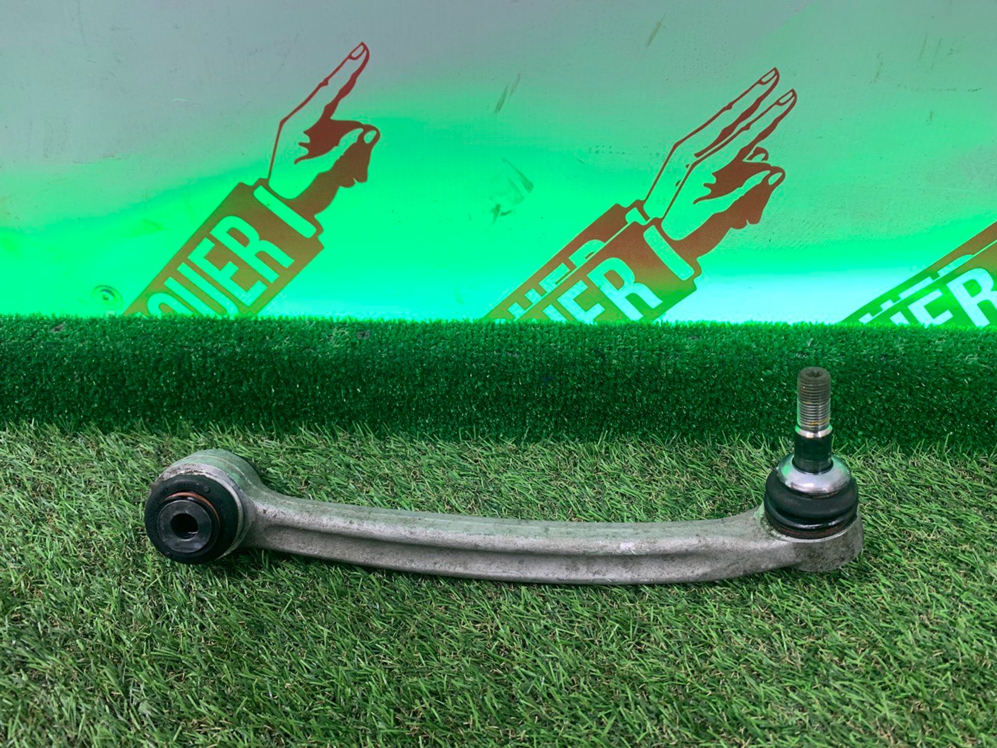 https://ycs.partsauto.market/partsauto-images/thmbs/h353NjtZg3VDP19b5HMt7LlpbQ93/5842bce6614259f38621007fa0c28468/4644e19bb069fe560474e27196369838.jpg