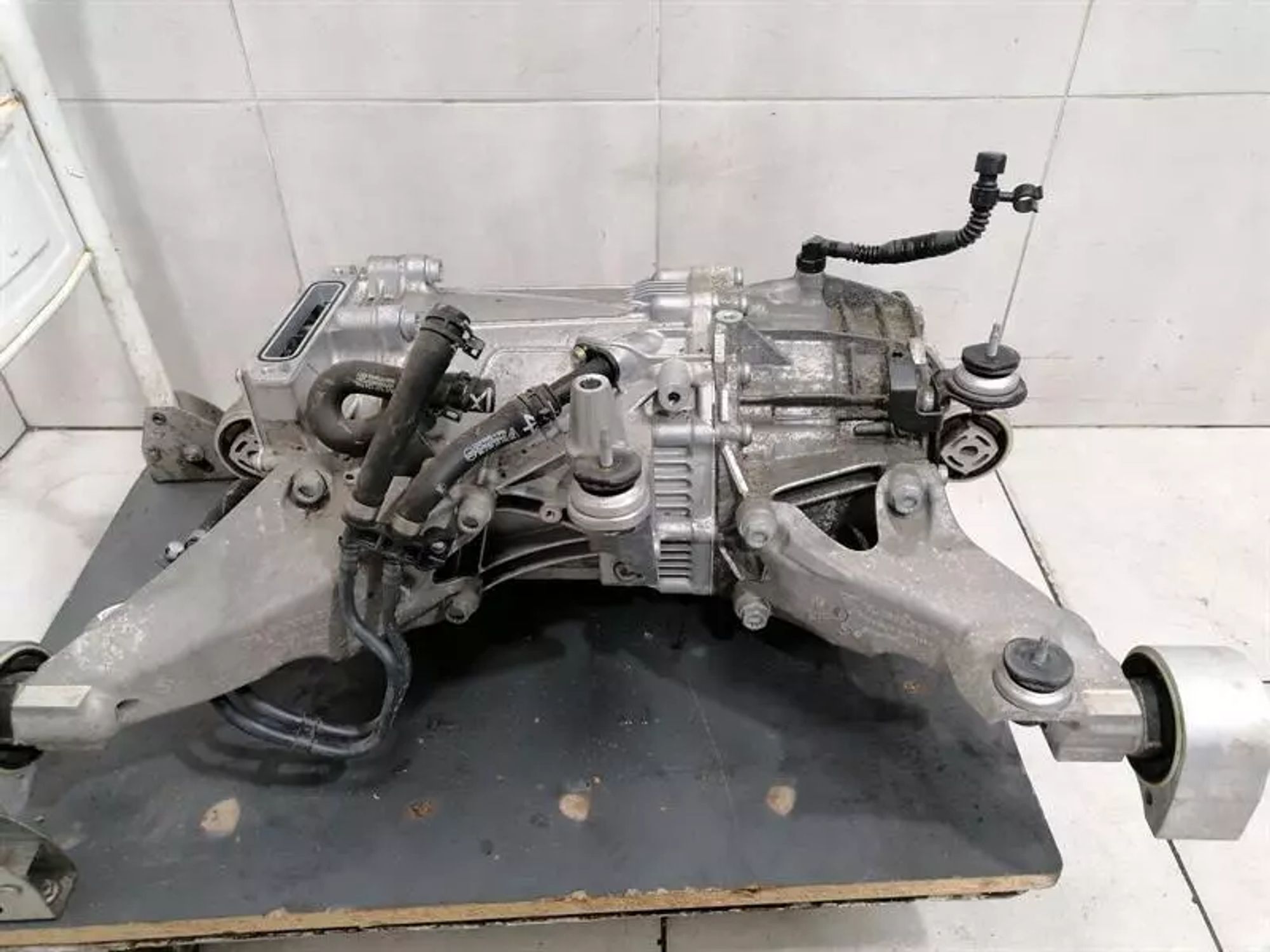 Двигатель ПРИВОДА ПЕРЕДНЕЙ ОСИ EBG Porsche Taycan 9J, 985000 рублей, Москва