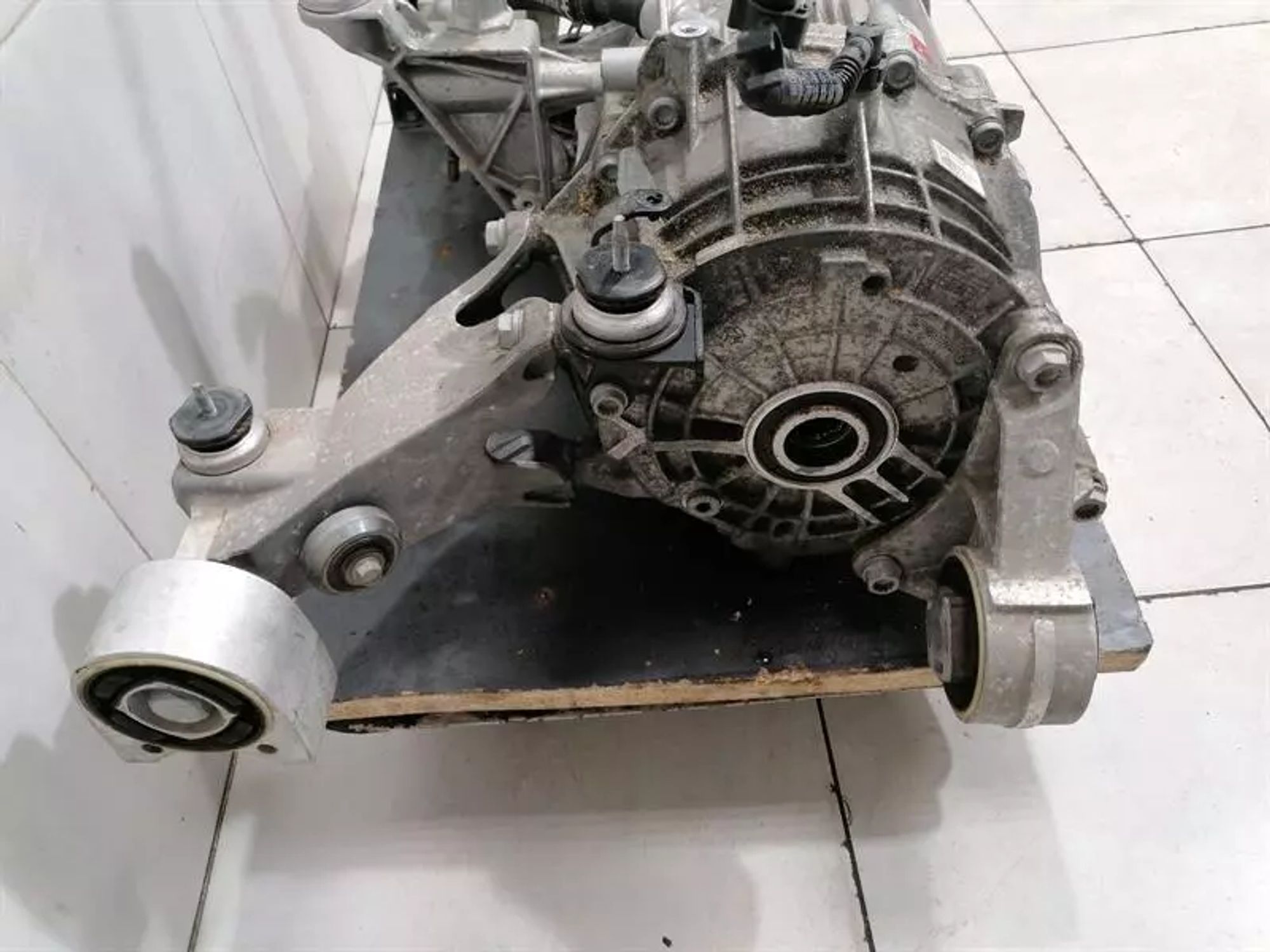 Двигатель ПРИВОДА ПЕРЕДНЕЙ ОСИ EBG Porsche Taycan 9J, 985000 рублей, Москва