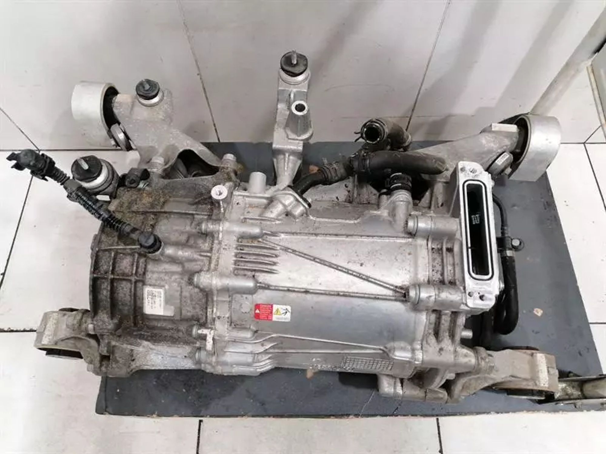 Двигатель ПРИВОДА ПЕРЕДНЕЙ ОСИ EBG Porsche Taycan 9J, 985000 рублей, Москва