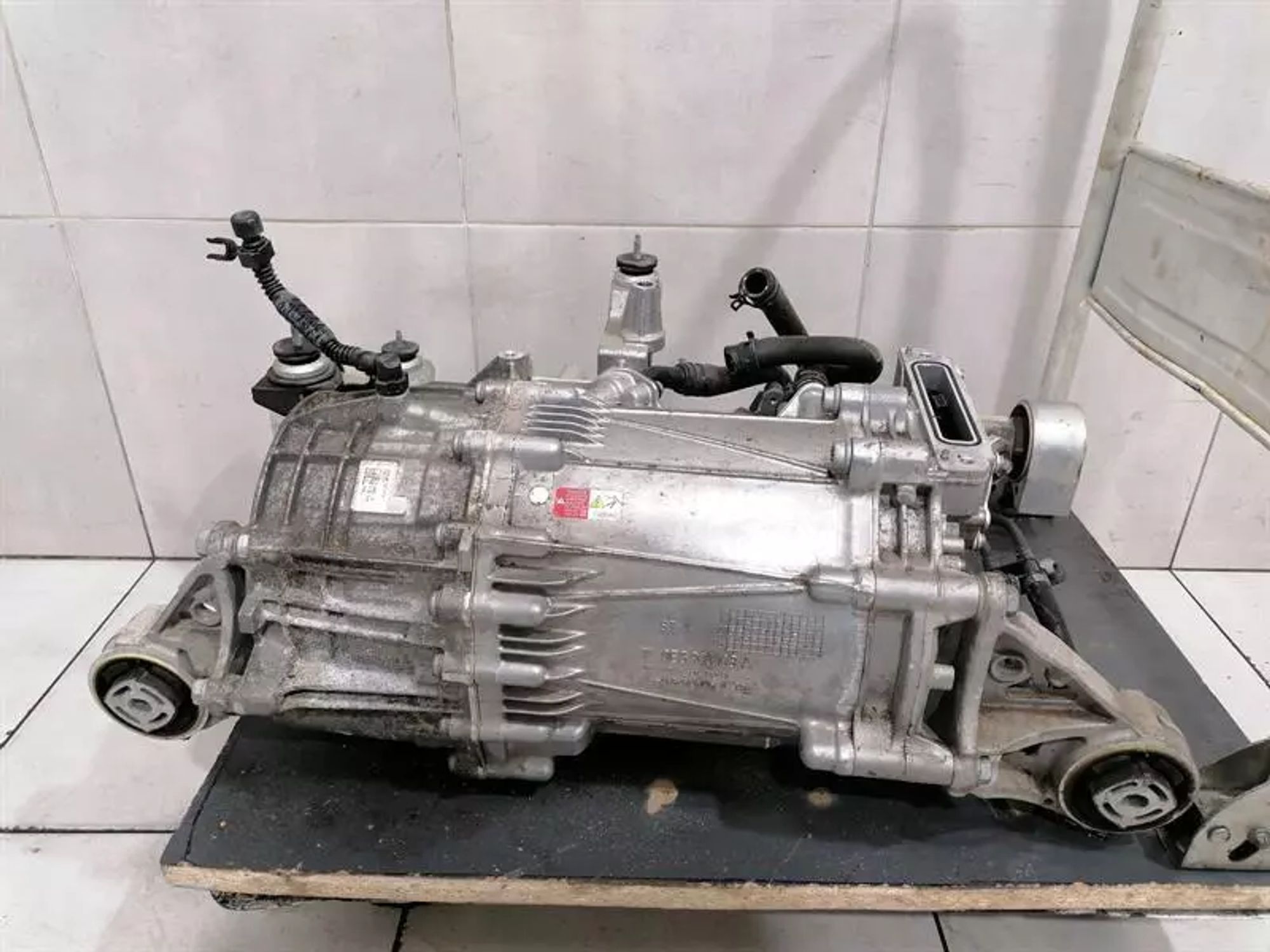 Двигатель ПРИВОДА ПЕРЕДНЕЙ ОСИ EBG Porsche Taycan 9J, 985000 рублей, Москва