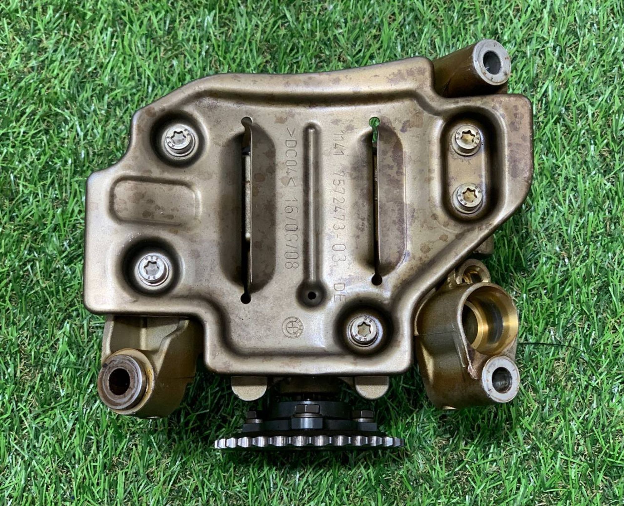 https://ycs.partsauto.market/partsauto-images/thmbs/h353NjtZg3VDP19b5HMt7LlpbQ93/5b059de11650bd83c25600ea30b78e18/3525479f6383cdf1b43c4fbb5e1c0471.jpg