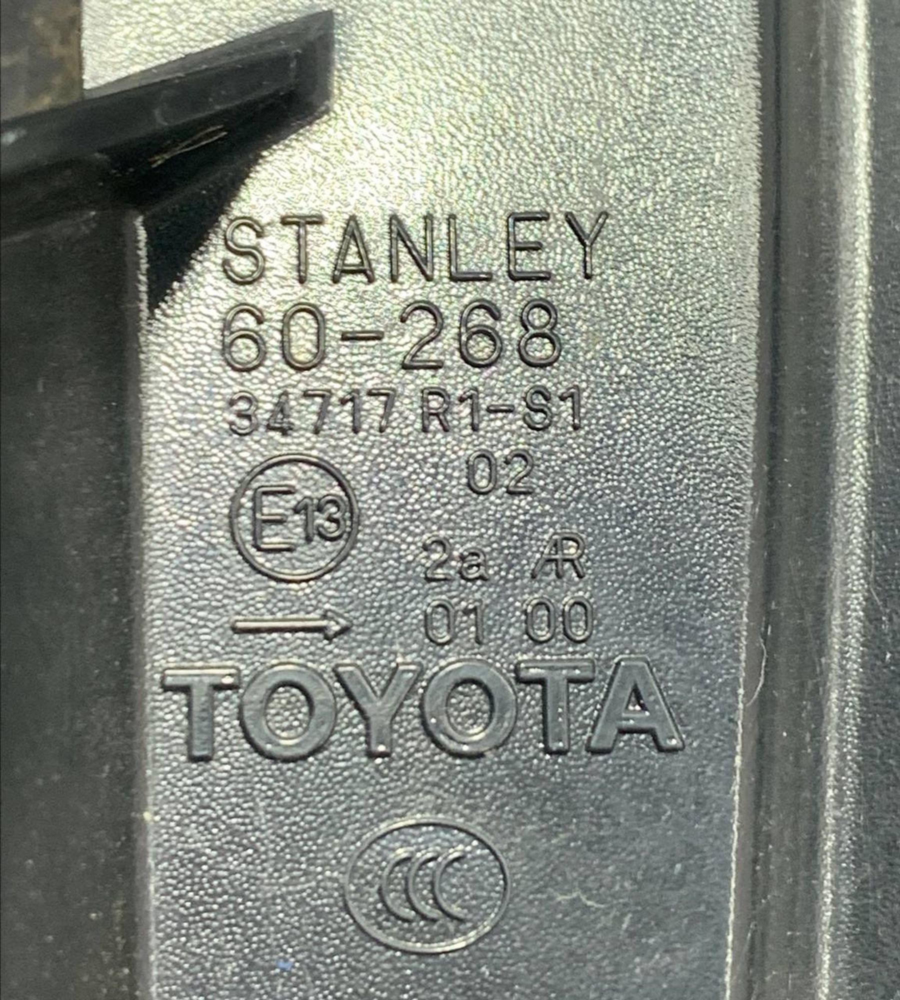 https://ycs.partsauto.market/partsauto-images/thmbs/h353NjtZg3VDP19b5HMt7LlpbQ93/5b17a2981e3244e26a118a594e563361/57dbe24b753fdb5d0164ebbe1f182877.jpg