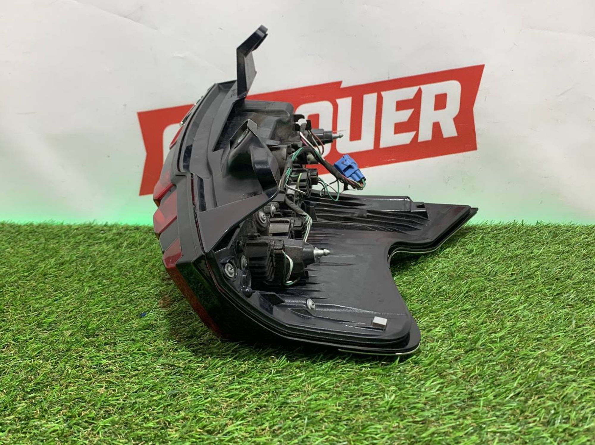 https://ycs.partsauto.market/partsauto-images/thmbs/h353NjtZg3VDP19b5HMt7LlpbQ93/5b17a2981e3244e26a118a594e563361/f8332b8fd34ed467900f249cf3e2dace.jpg