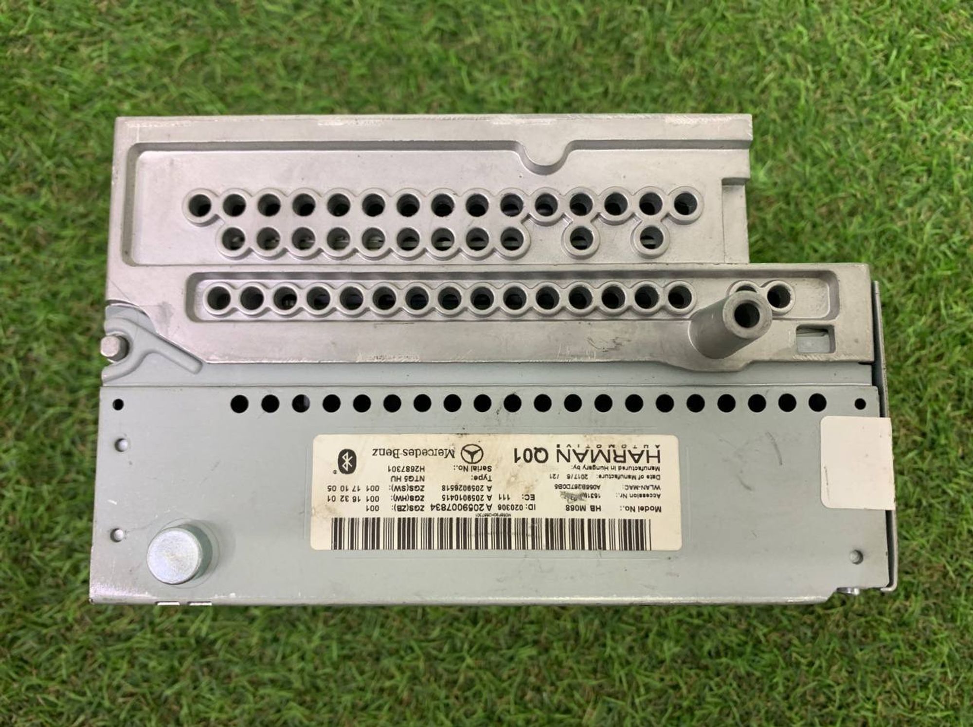 https://ycs.partsauto.market/partsauto-images/thmbs/h353NjtZg3VDP19b5HMt7LlpbQ93/5b3efed5004f24804339fa2ff50e97b7/f0293b8a10c2e9ae5eb36b4efe7ffe77.jpg