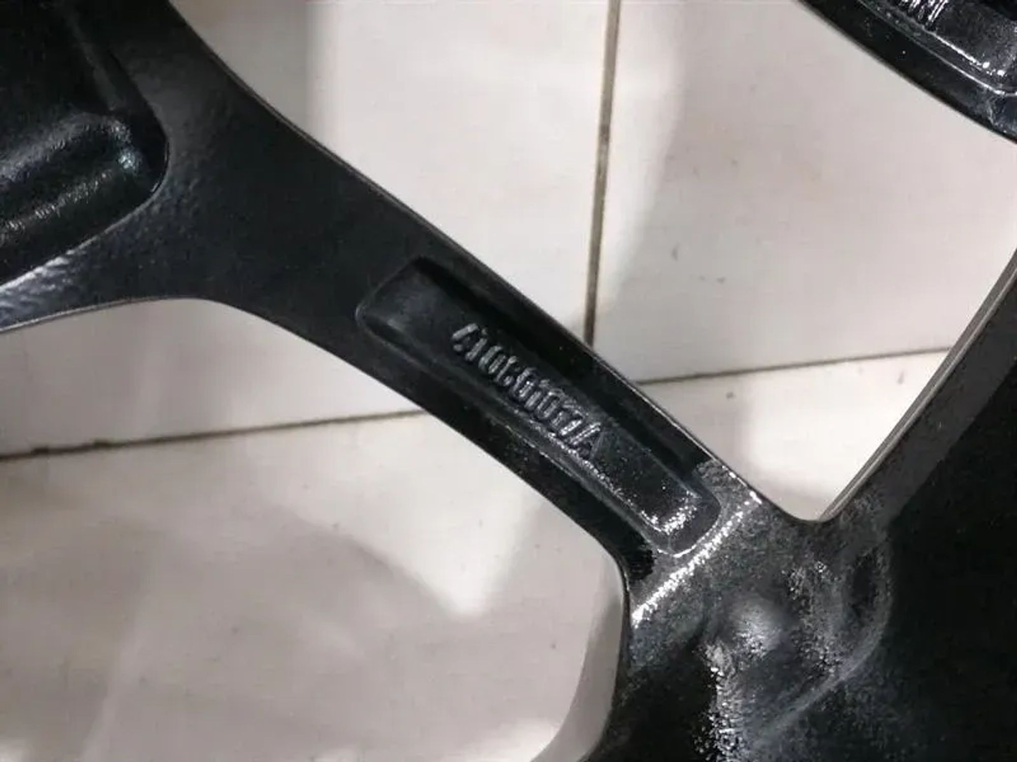 https://ycs.partsauto.market/partsauto-images/thmbs/h353NjtZg3VDP19b5HMt7LlpbQ93/5cf1c9ea76c7ac8baa9d062146e23c93/a0ffd3e98cecf4d9ae7d31df2994ea6c.jpg