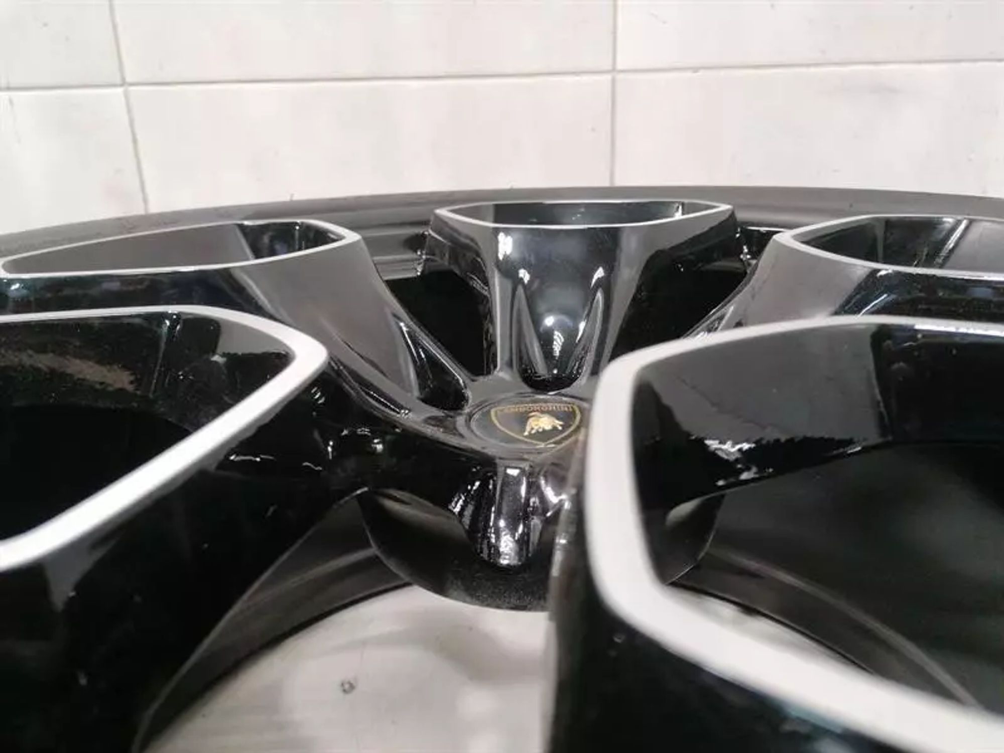 https://ycs.partsauto.market/partsauto-images/thmbs/h353NjtZg3VDP19b5HMt7LlpbQ93/5cf1c9ea76c7ac8baa9d062146e23c93/e61decc649aec5f635b8349667e7c976.jpg