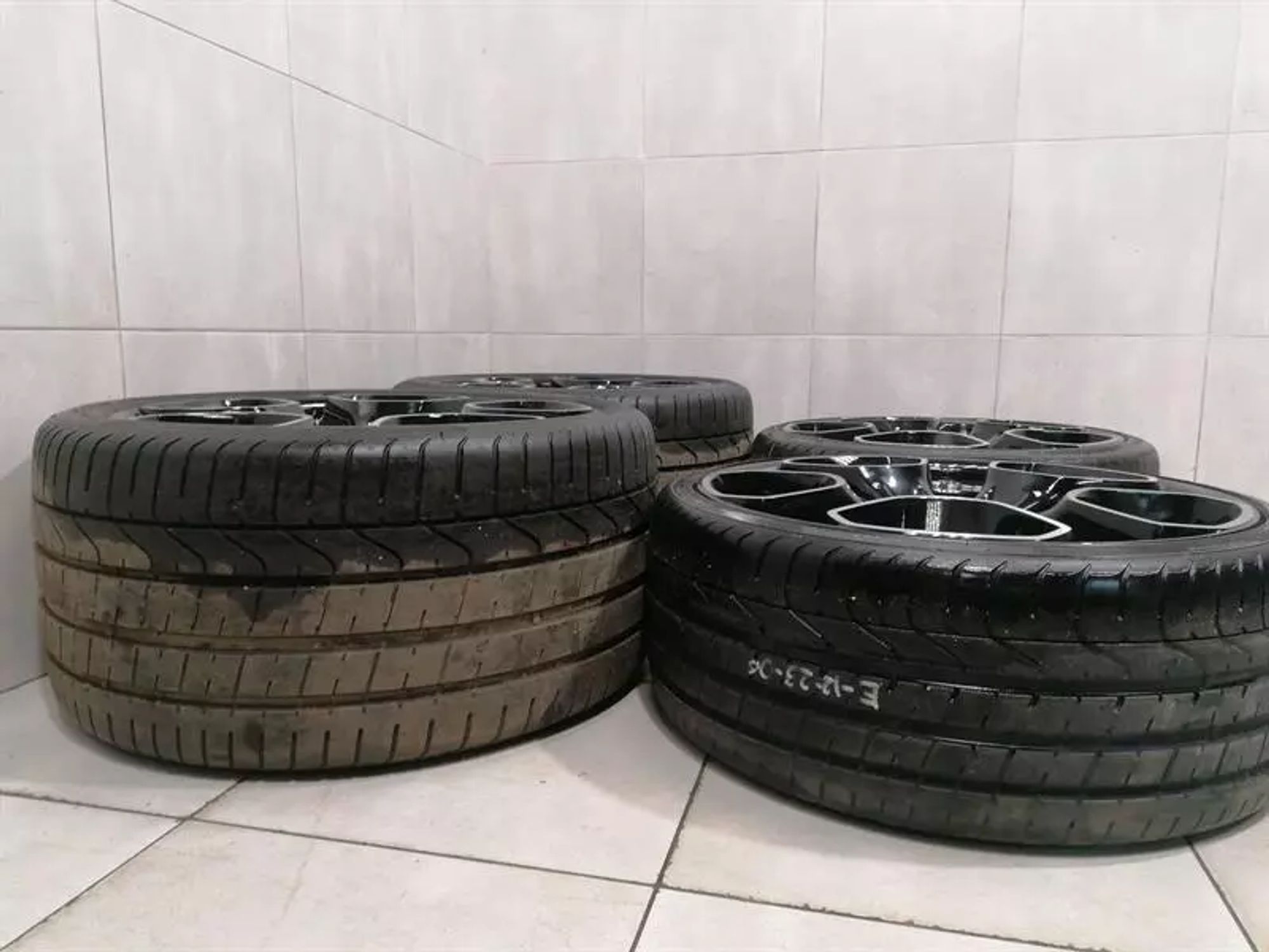 https://ycs.partsauto.market/partsauto-images/thmbs/h353NjtZg3VDP19b5HMt7LlpbQ93/5cf1c9ea76c7ac8baa9d062146e23c93/f9a5d9fc98ab6d6905e1ba684dba9af4.jpg