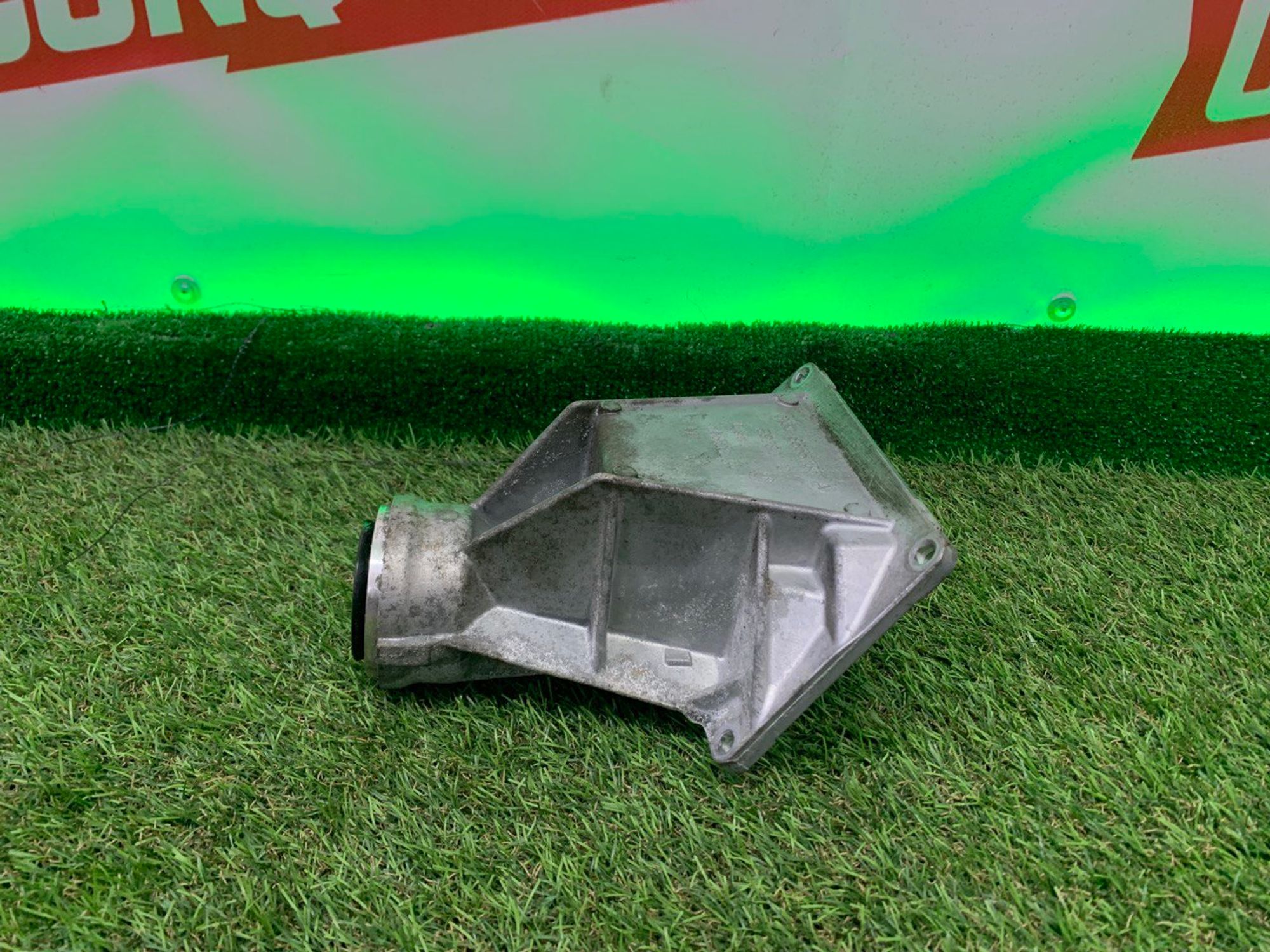 Опорный кронштейн BMW B47 F30 F20 F22 F32, 5000 рублей, Москва