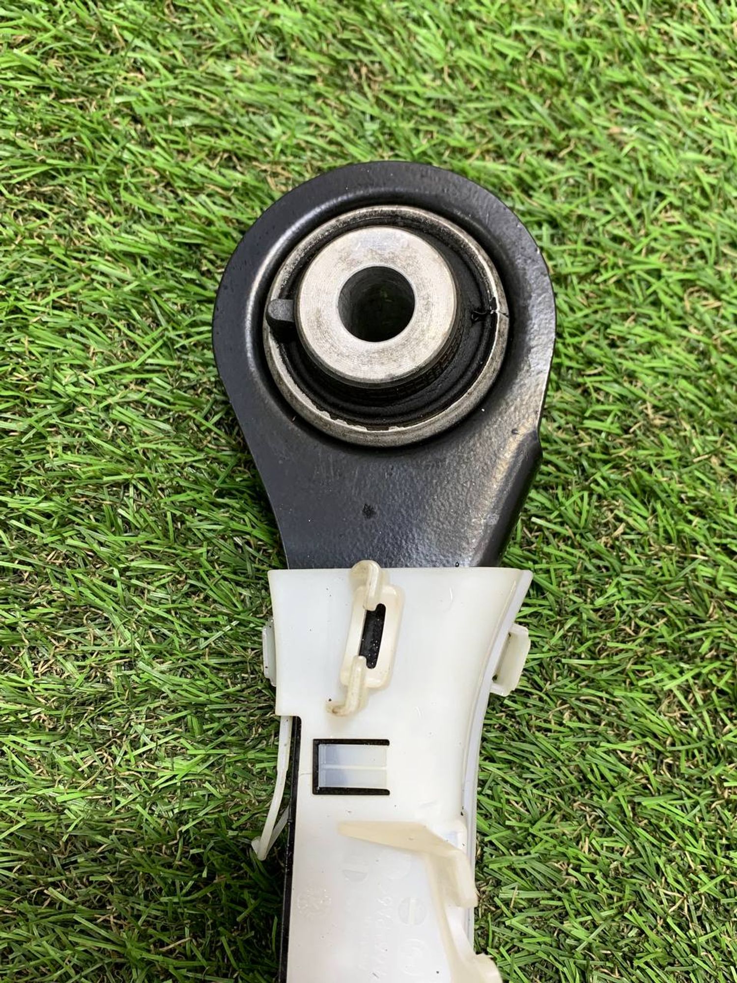 https://ycs.partsauto.market/partsauto-images/thmbs/h353NjtZg3VDP19b5HMt7LlpbQ93/5e6fac80a508f5c8605addabaaaf1641/9f997352287133bebe0105736e9f7c6f.jpg