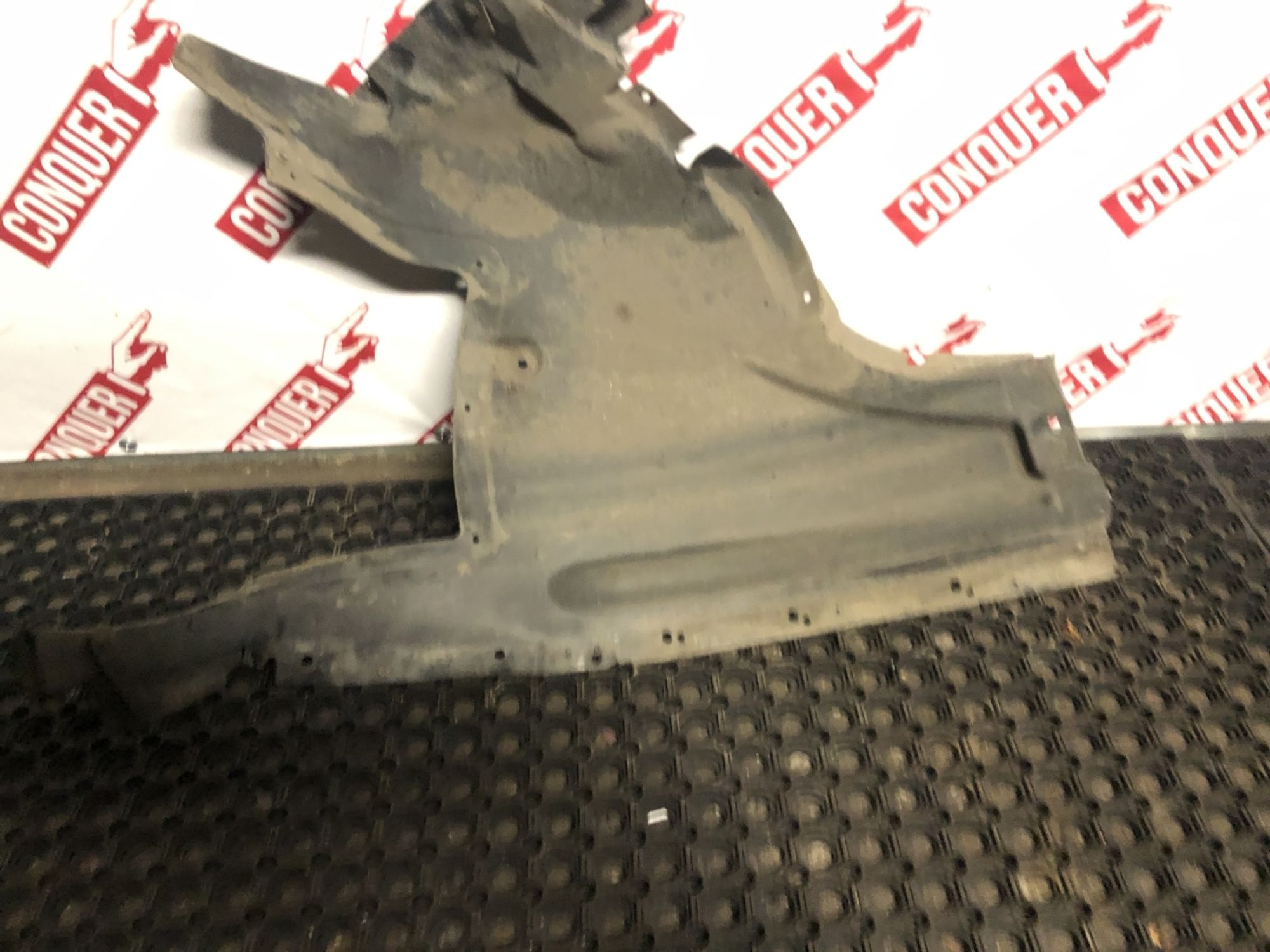 https://ycs.partsauto.market/partsauto-images/thmbs/h353NjtZg3VDP19b5HMt7LlpbQ93/5ef65cf782b0bb7bc9ba2a4fc11778d9/256f612dc3d479e6a4c0523bbbfa2f02.jpg