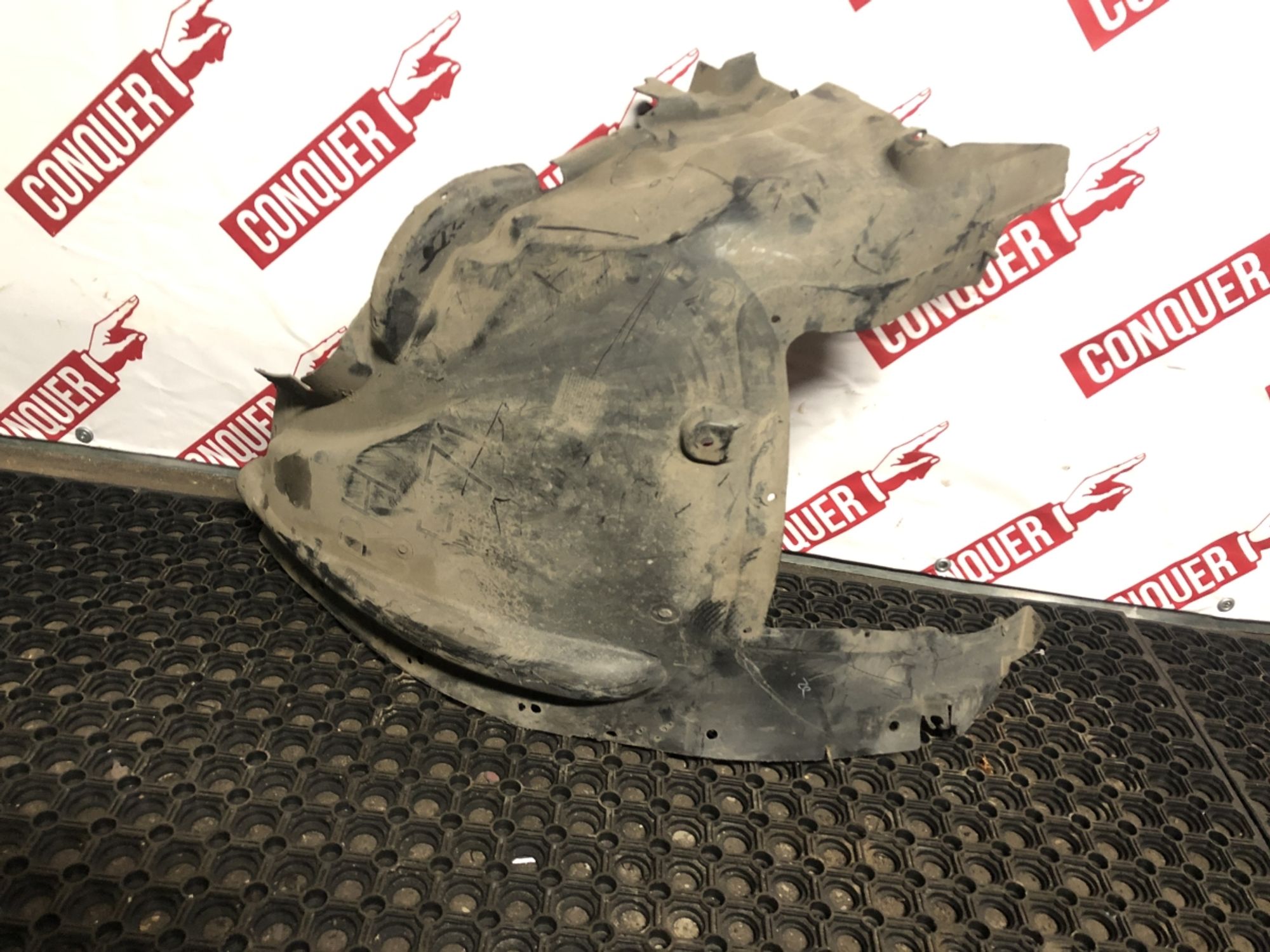 https://ycs.partsauto.market/partsauto-images/thmbs/h353NjtZg3VDP19b5HMt7LlpbQ93/5ef65cf782b0bb7bc9ba2a4fc11778d9/a2135bfad5eabd0f855aac7c7200b655.jpg