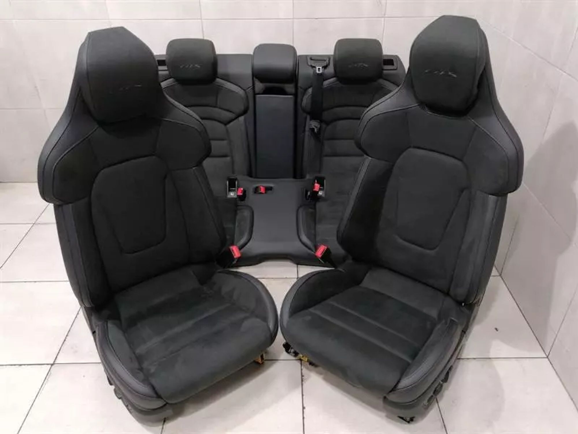 КОМПЛЕКТ СПОРТИВНЫХ СИДЕНИЙ PORSCHE TAYCAN 9J ИЗ АЛЬКАНТАРЫ GTS 18, 560000 рублей, Москва