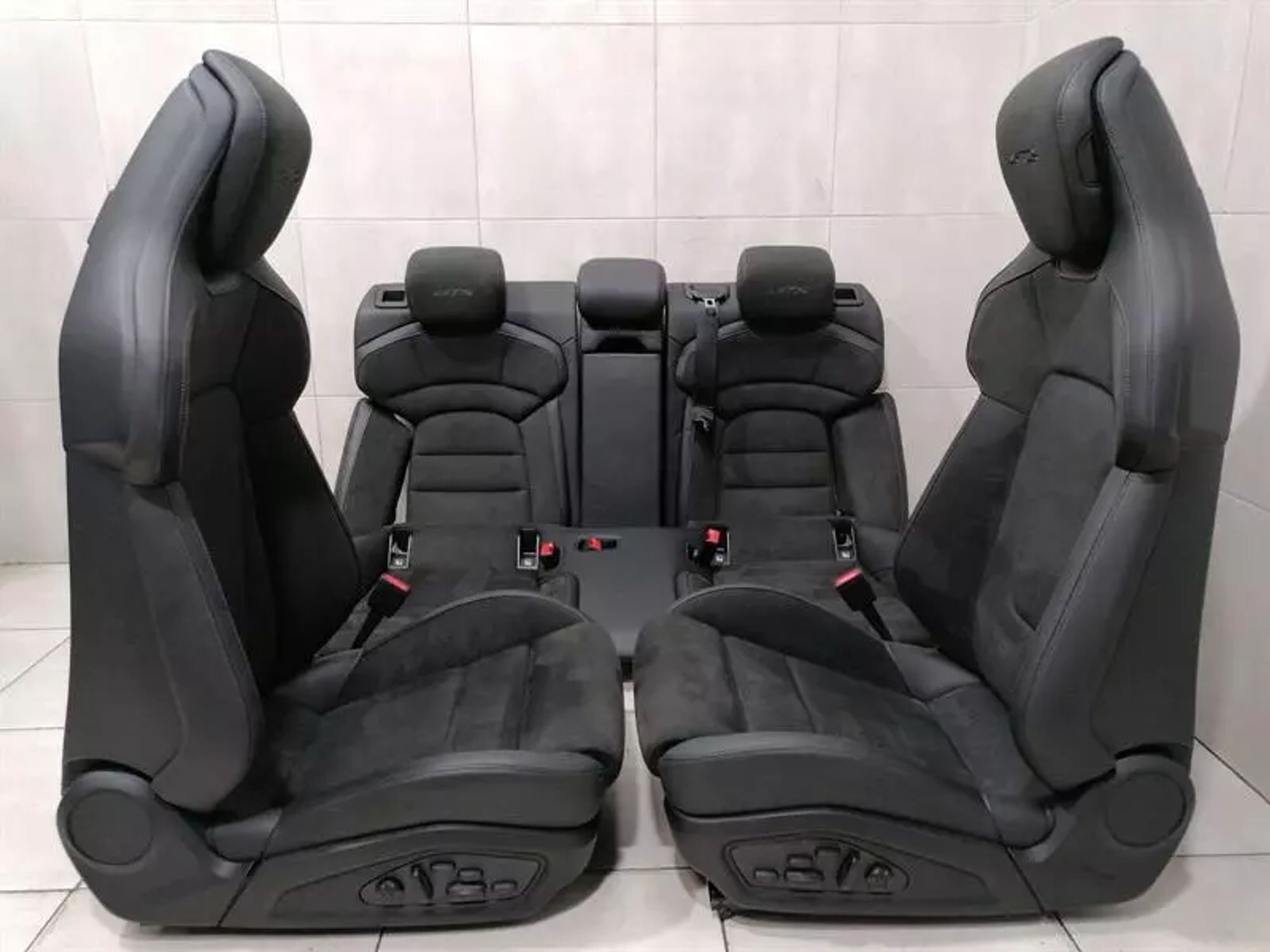 КОМПЛЕКТ СПОРТИВНЫХ СИДЕНИЙ PORSCHE TAYCAN 9J ИЗ АЛЬКАНТАРЫ GTS 18, 560000 рублей, Москва