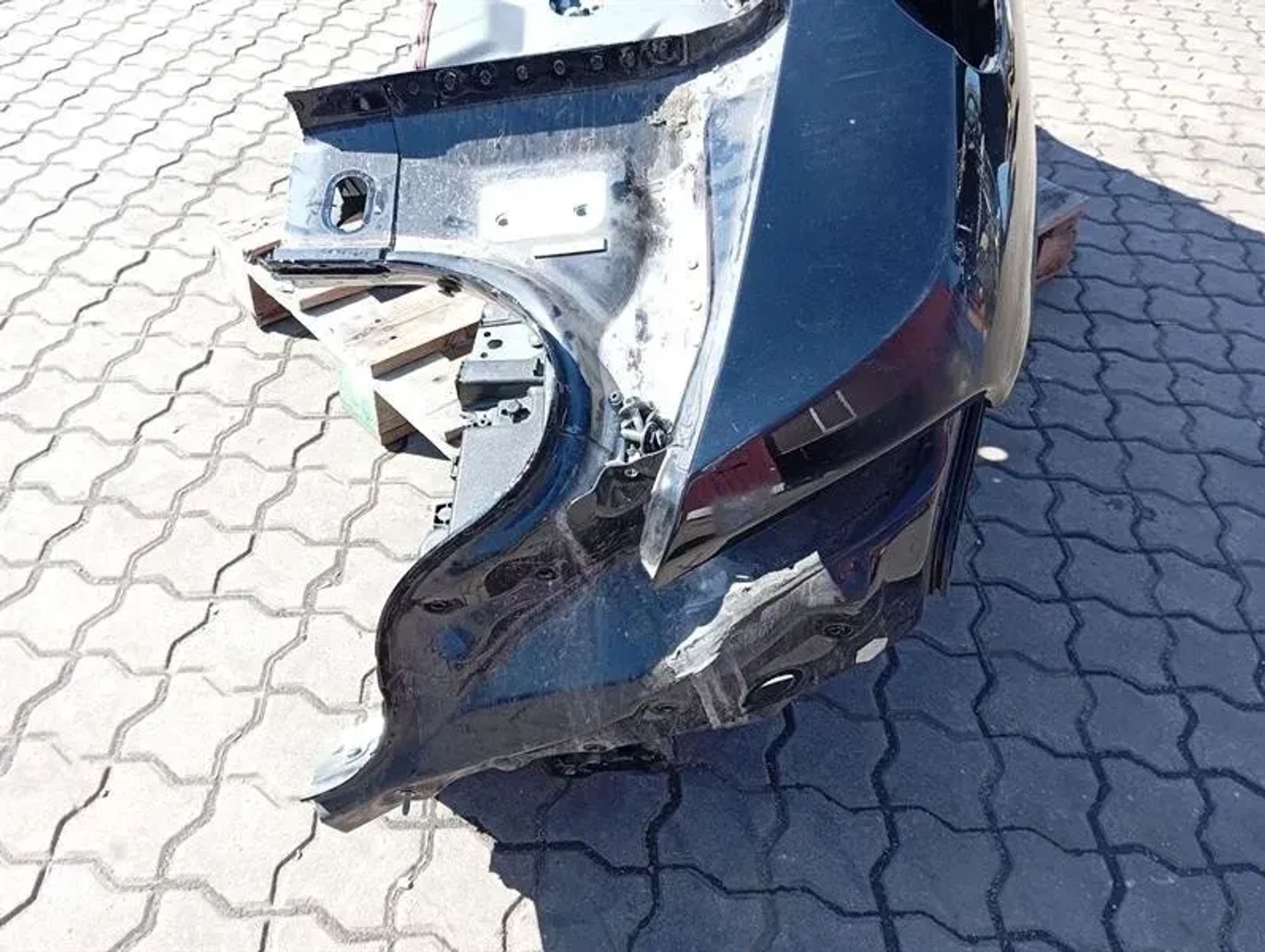 Задняя панель Bentley Continental GTC 18-24 3S 3SD 3SD898621J НА ЗАДНЕМ ШАССИ С ОТКИДНЫМ ВЕРХОМ, 760000 рублей, Москва